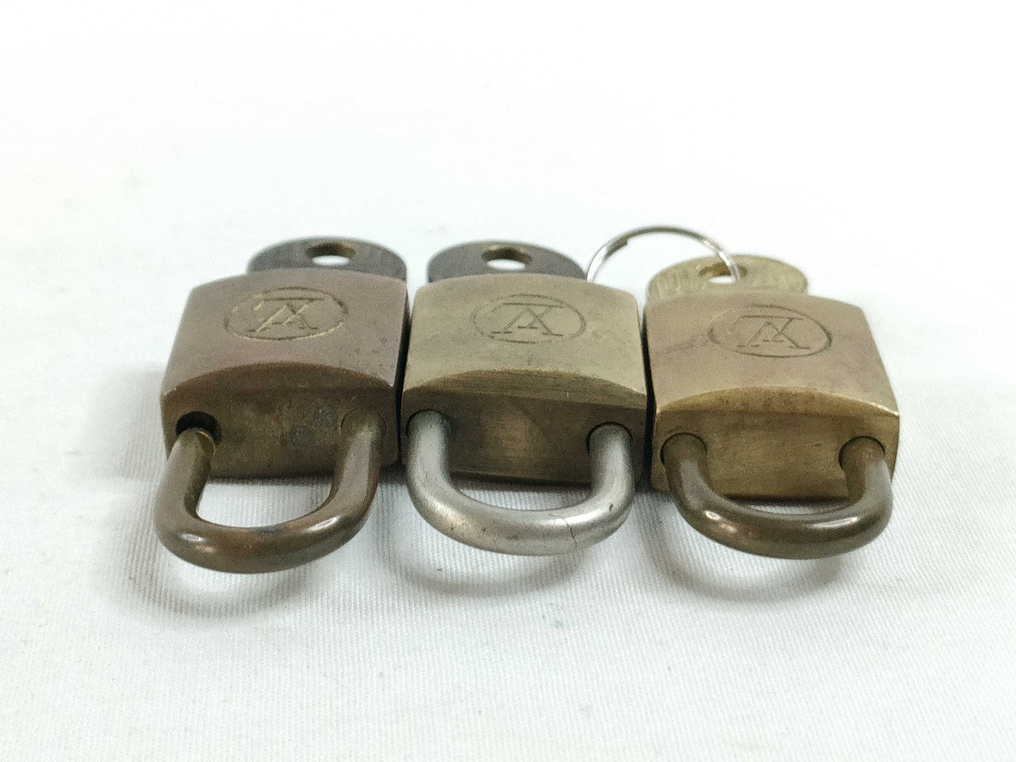 LOUIS VUITTON Cadena Key Set of 10 Other Accessories