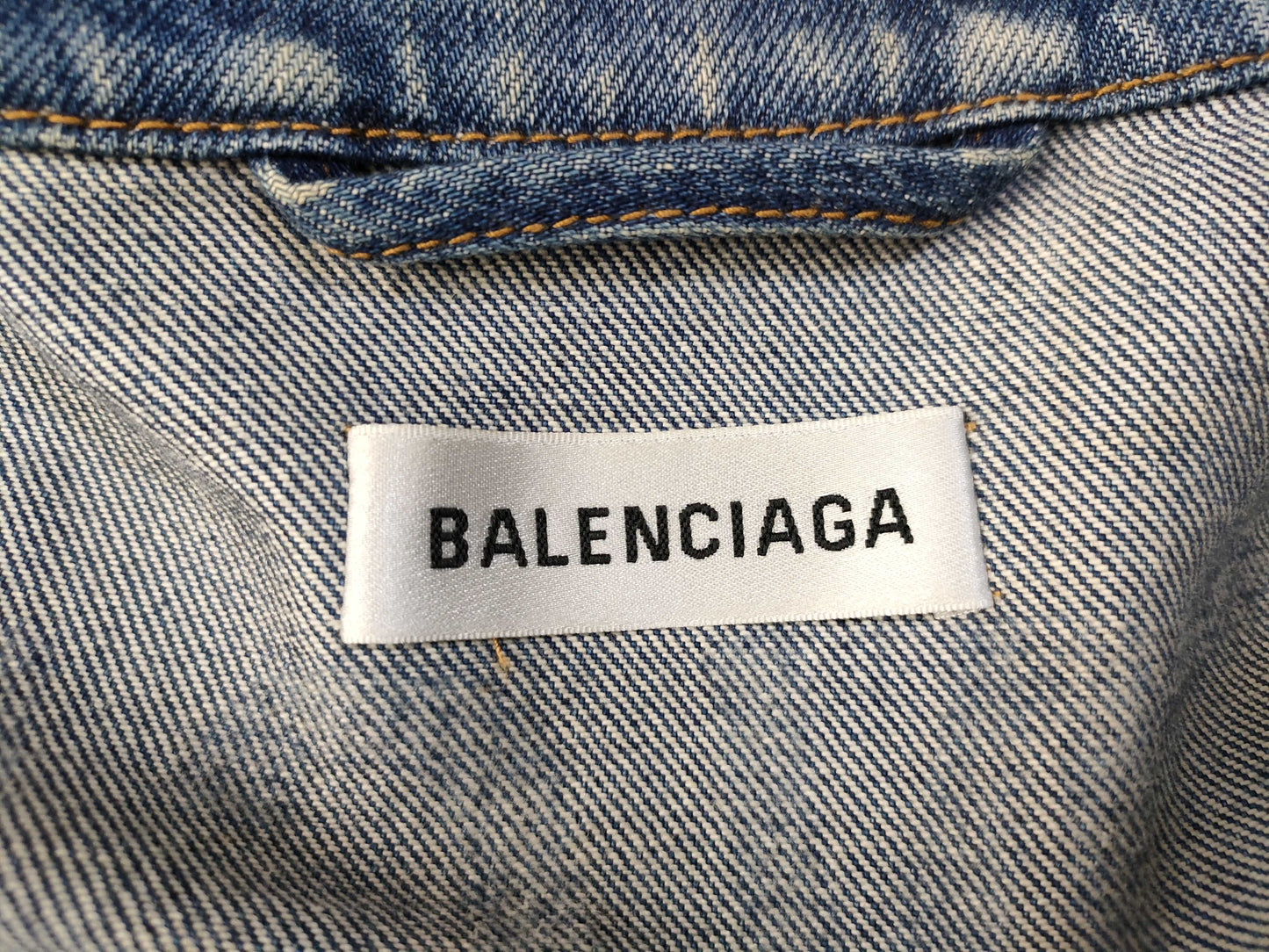 BALENCIAGA BALENCIAGA Demna-era FW17 back print denim jacket, oversized 38
