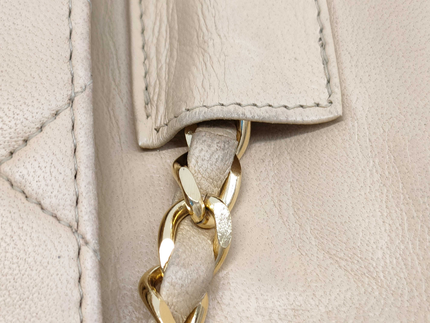 CHANEL Matelasse Beige Shoulder Bag