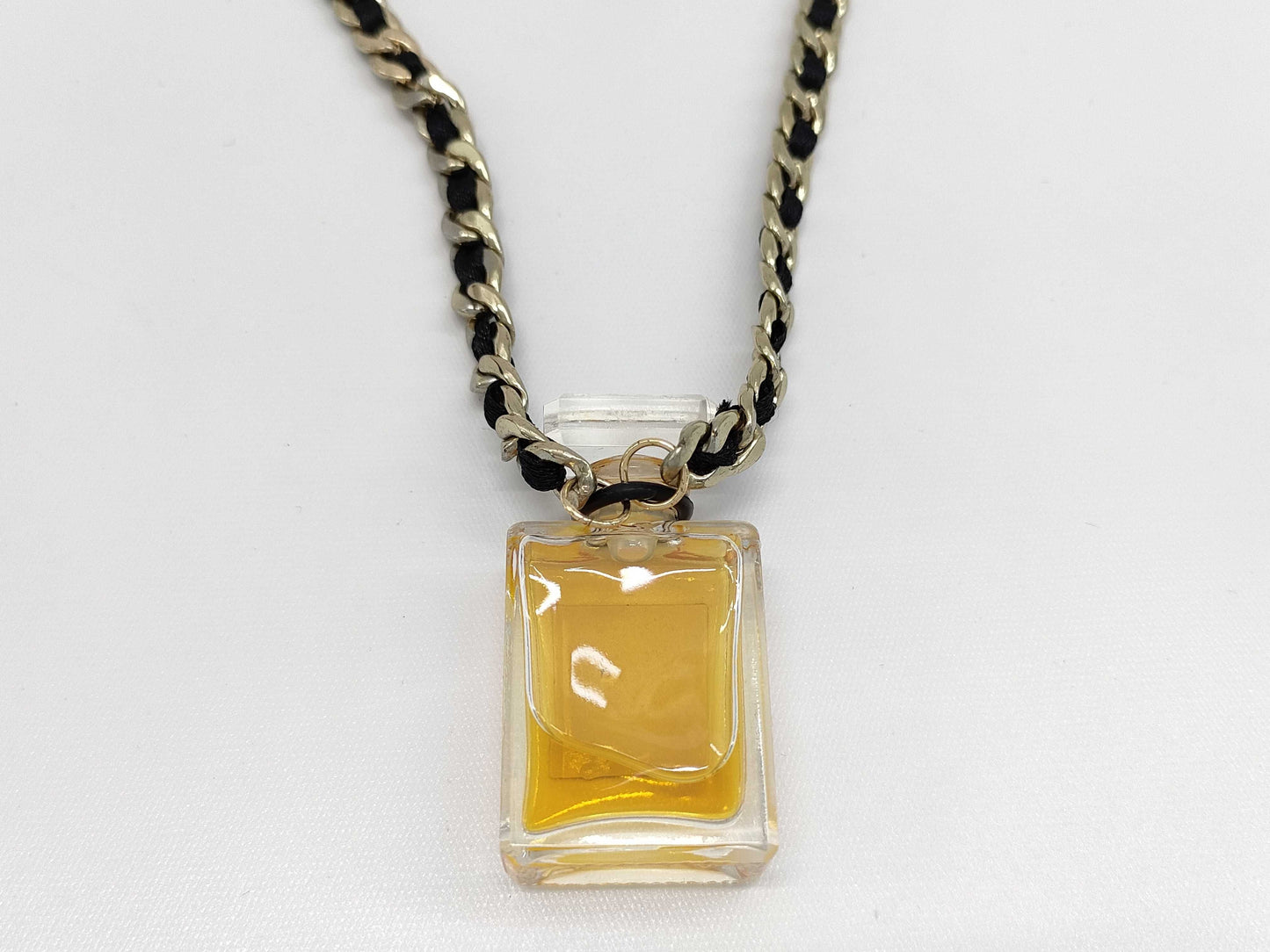 CHANEL Chanel perfume necklace