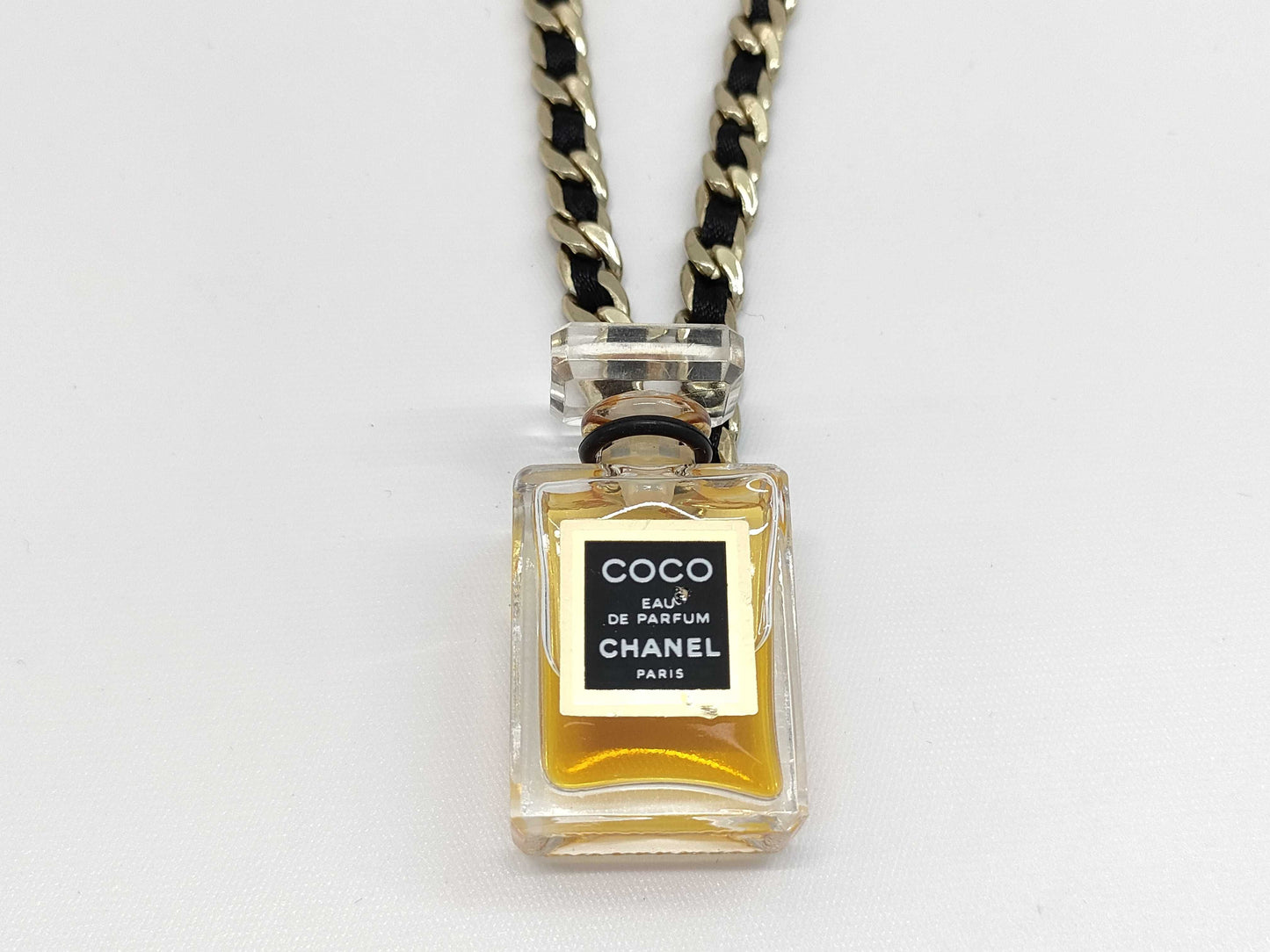 CHANEL Chanel perfume necklace