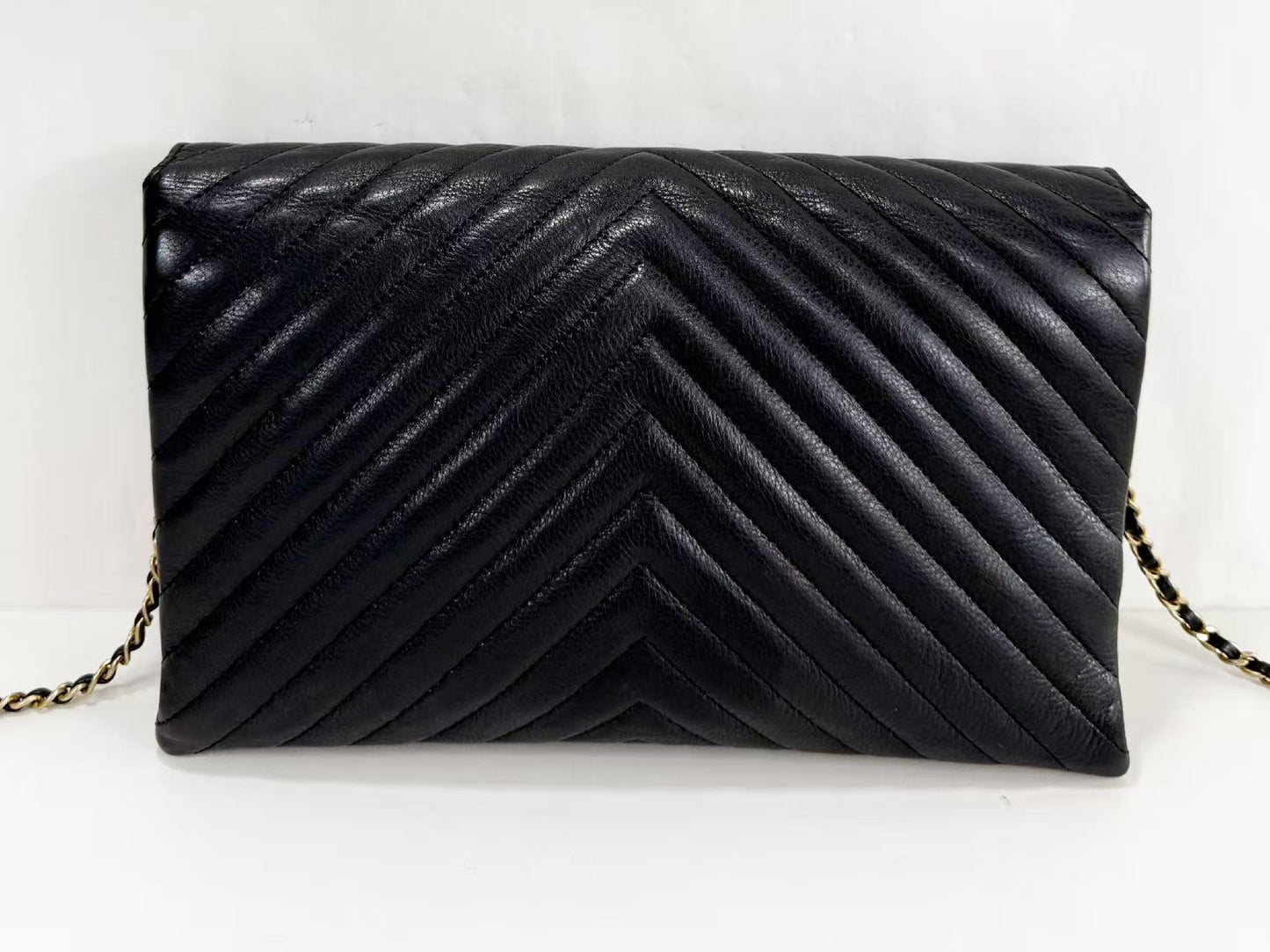 CHANEL Black Chevron Tanlock Luxury Shoulder Bag, W23cm , Vintage G Hardware, Dust Bag and Sticker Included, 26039150
