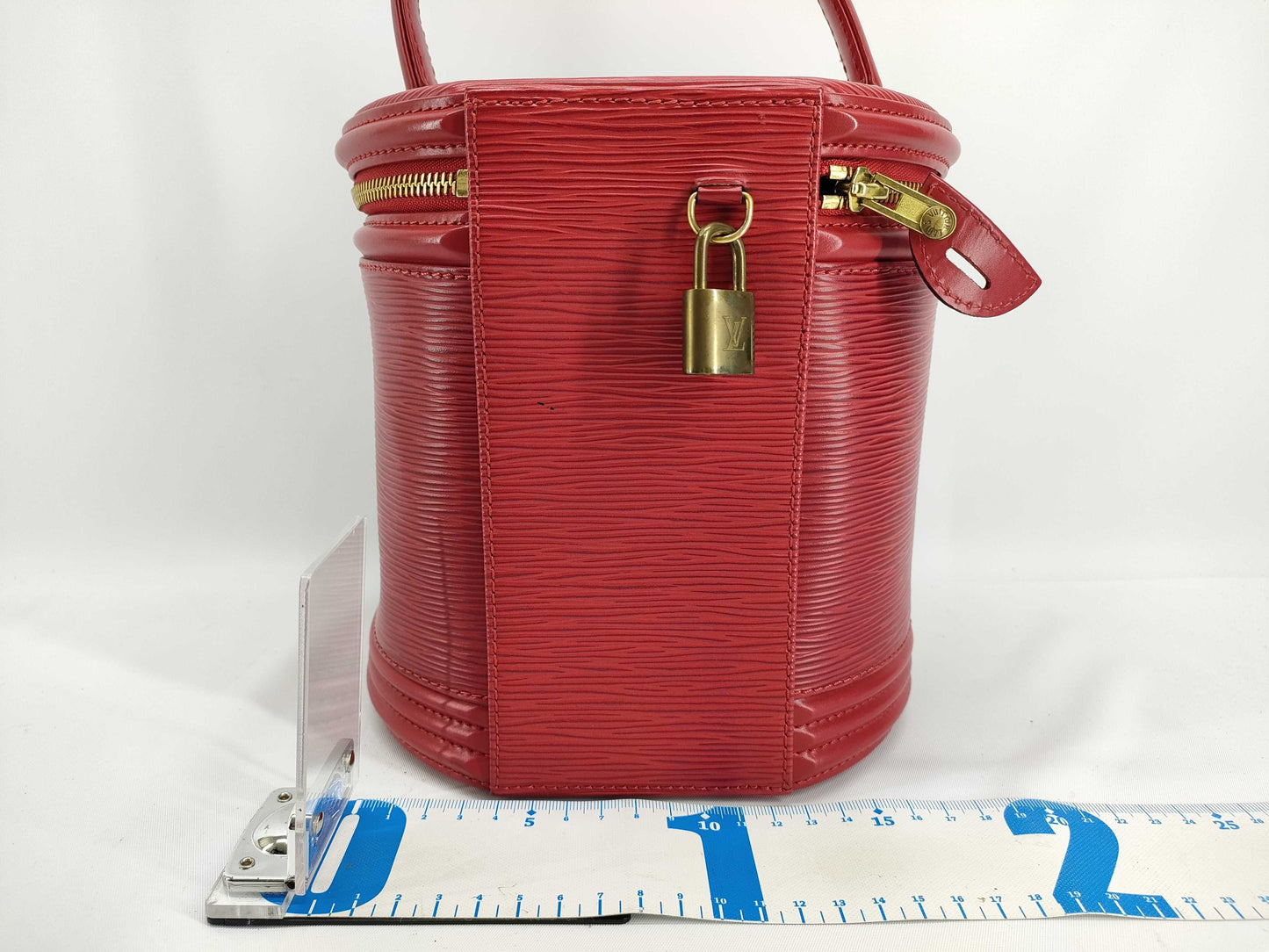 LOUIS VUITTON M48037 Epi Cannes Handbag in Castilian Red M48037
