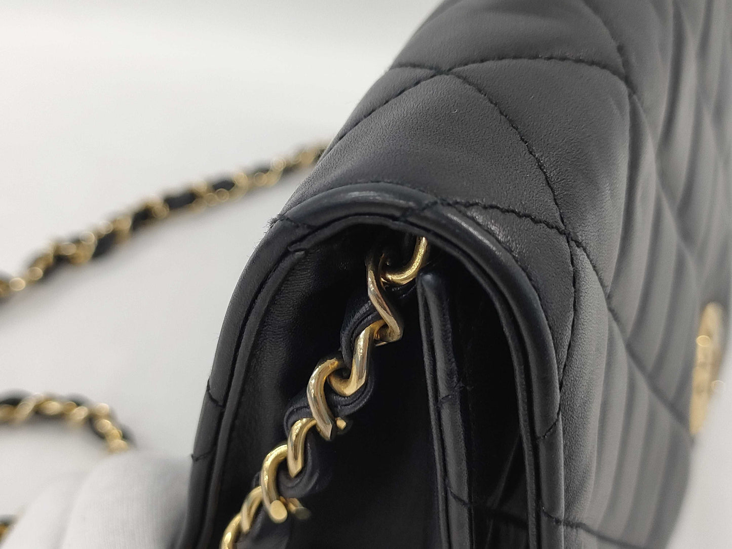 CHANEL Matelasse Chain Black Shoulder Bag
