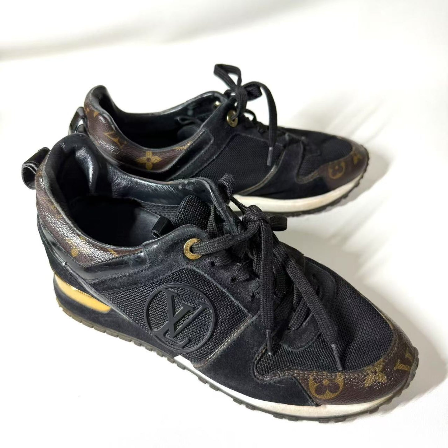LOUIS VUITTON LOUIS VUITTON shoes size 36.5 sneakers