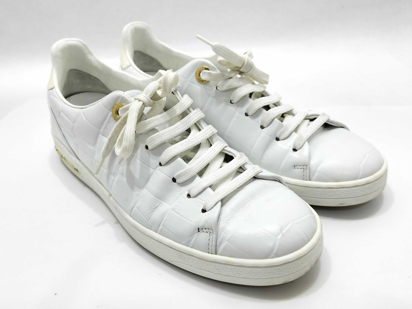 LOUIS VUITTON LOUIS VUITTON Louis Vuitton Crocodile Embossed Leather Sneakers Size 35 1/2 Sneakers
