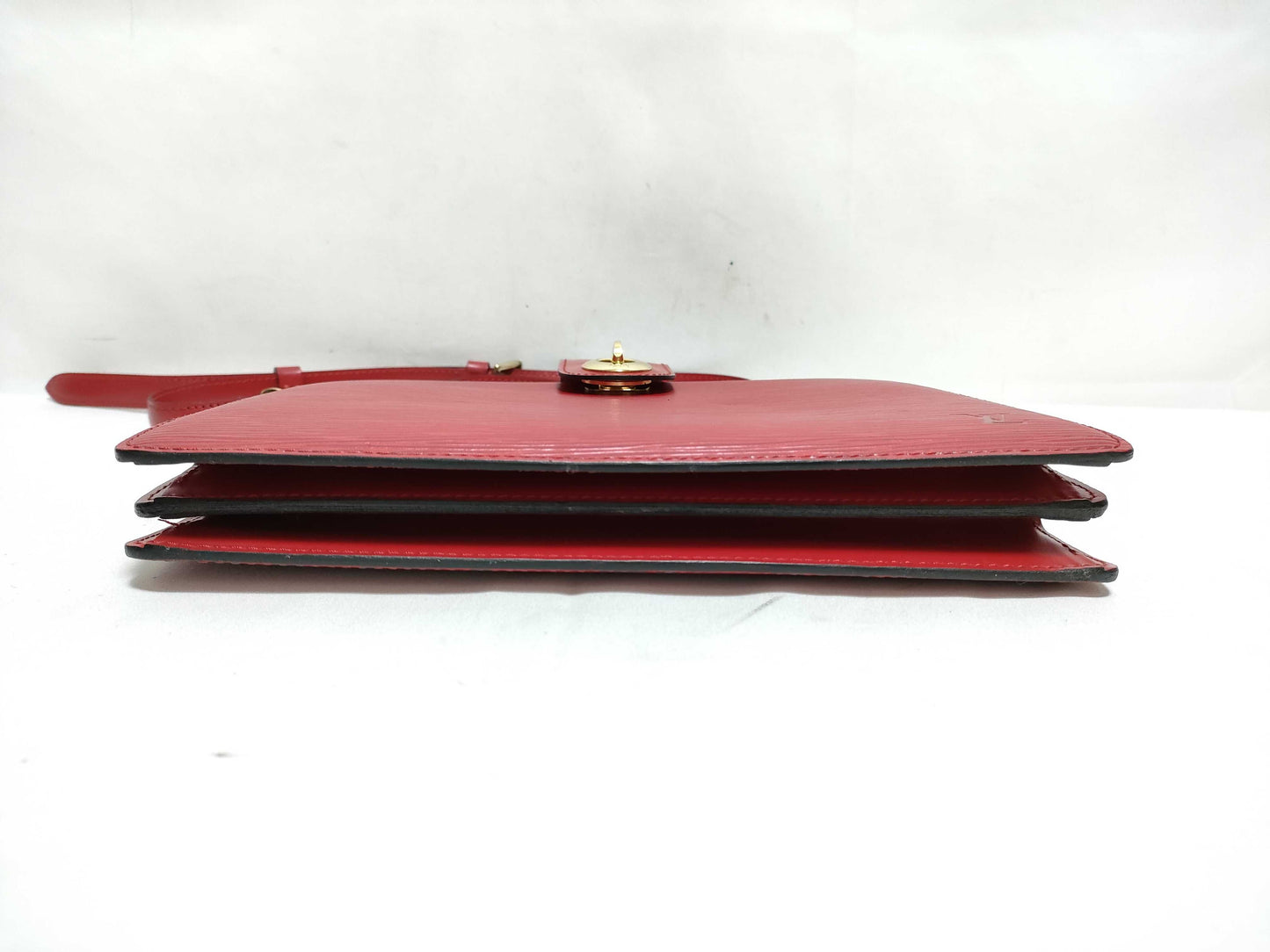 LOUIS VUITTON Epi Shoulder Bag M52347
