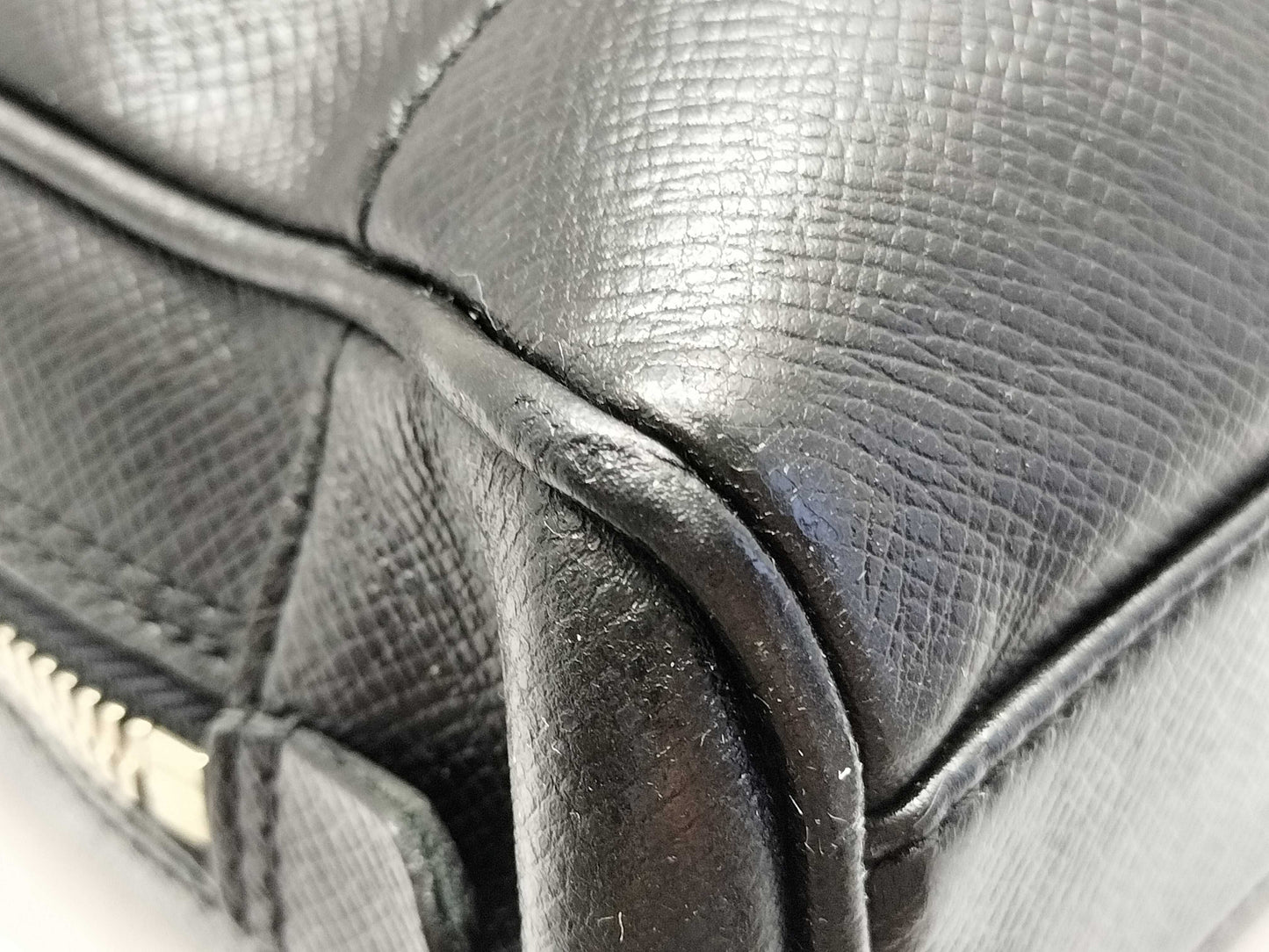 LOUIS VUITTON Taiga LOUIS VUITTON M31172 Business Bag