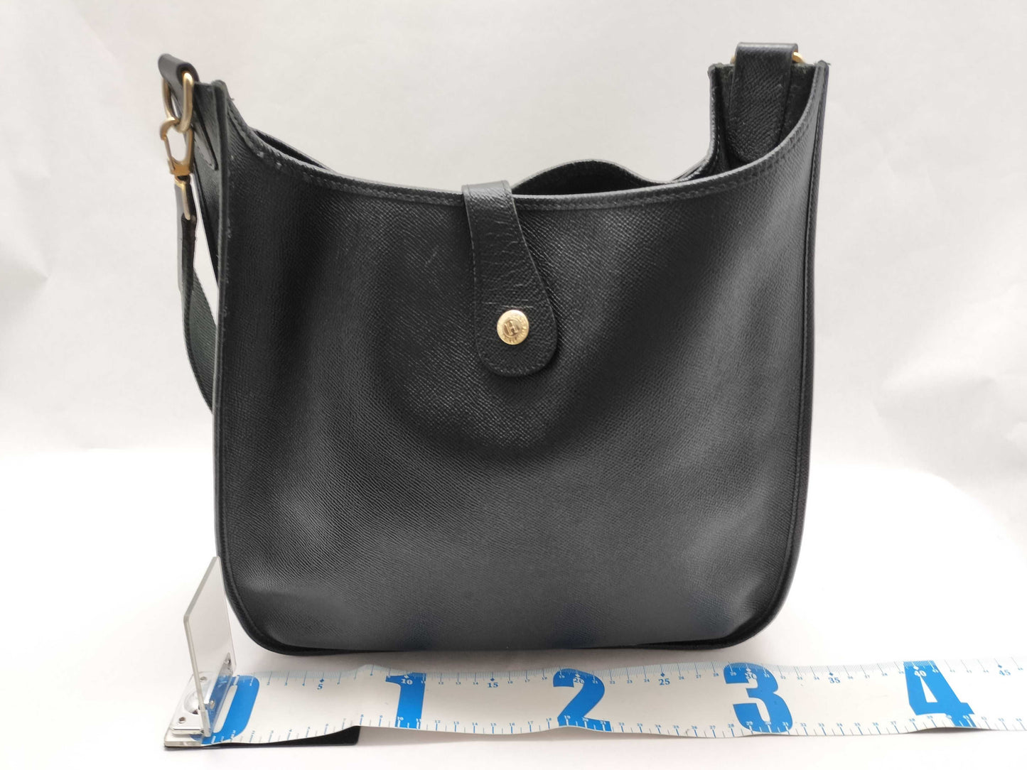 Evelyn style shoulder bag