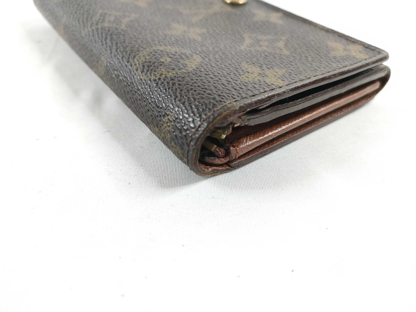 LOUIS VUITTON Monogram Bifold Wallet