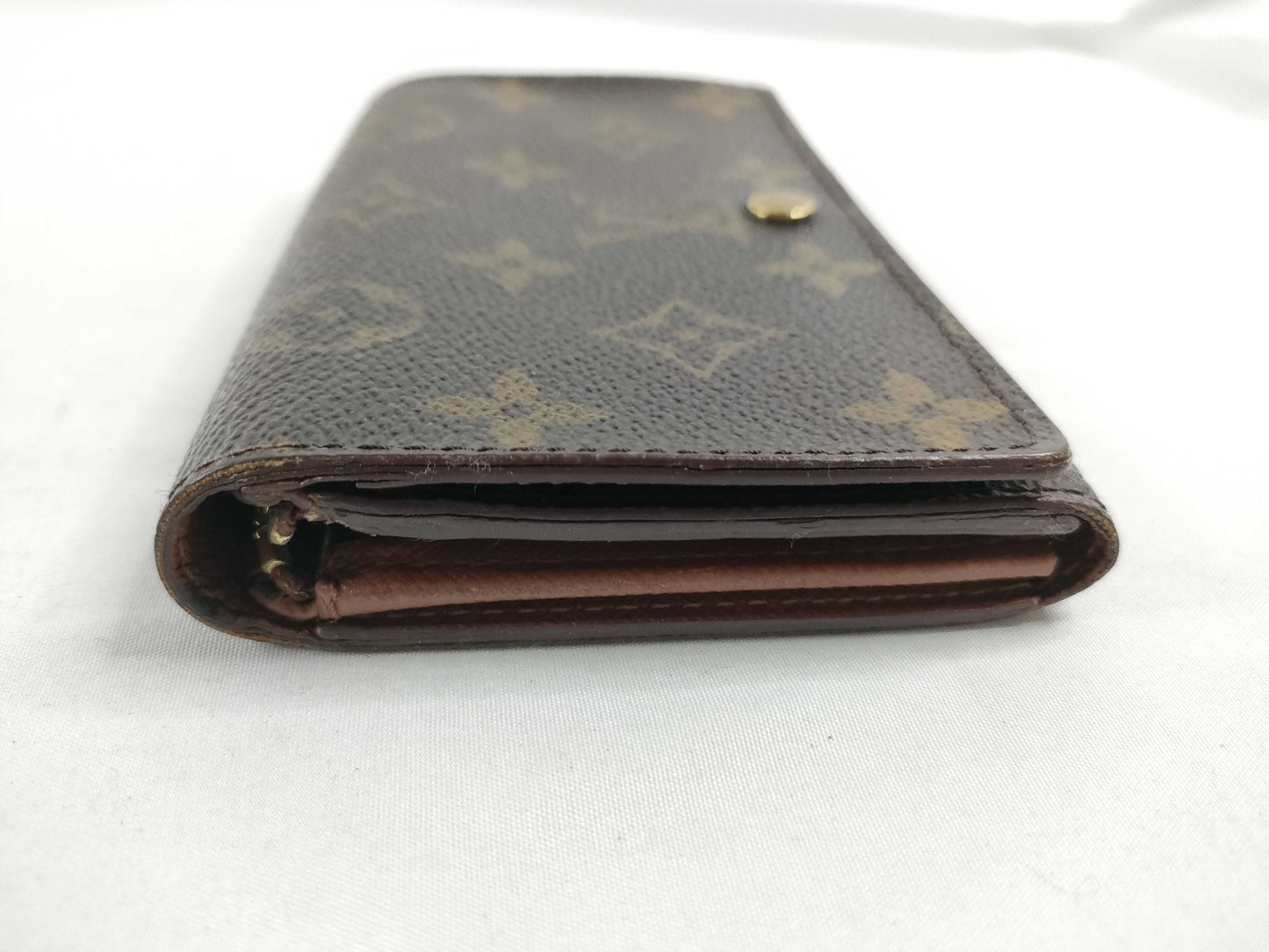 LOUIS VUITTON Monogram Bifold Wallet