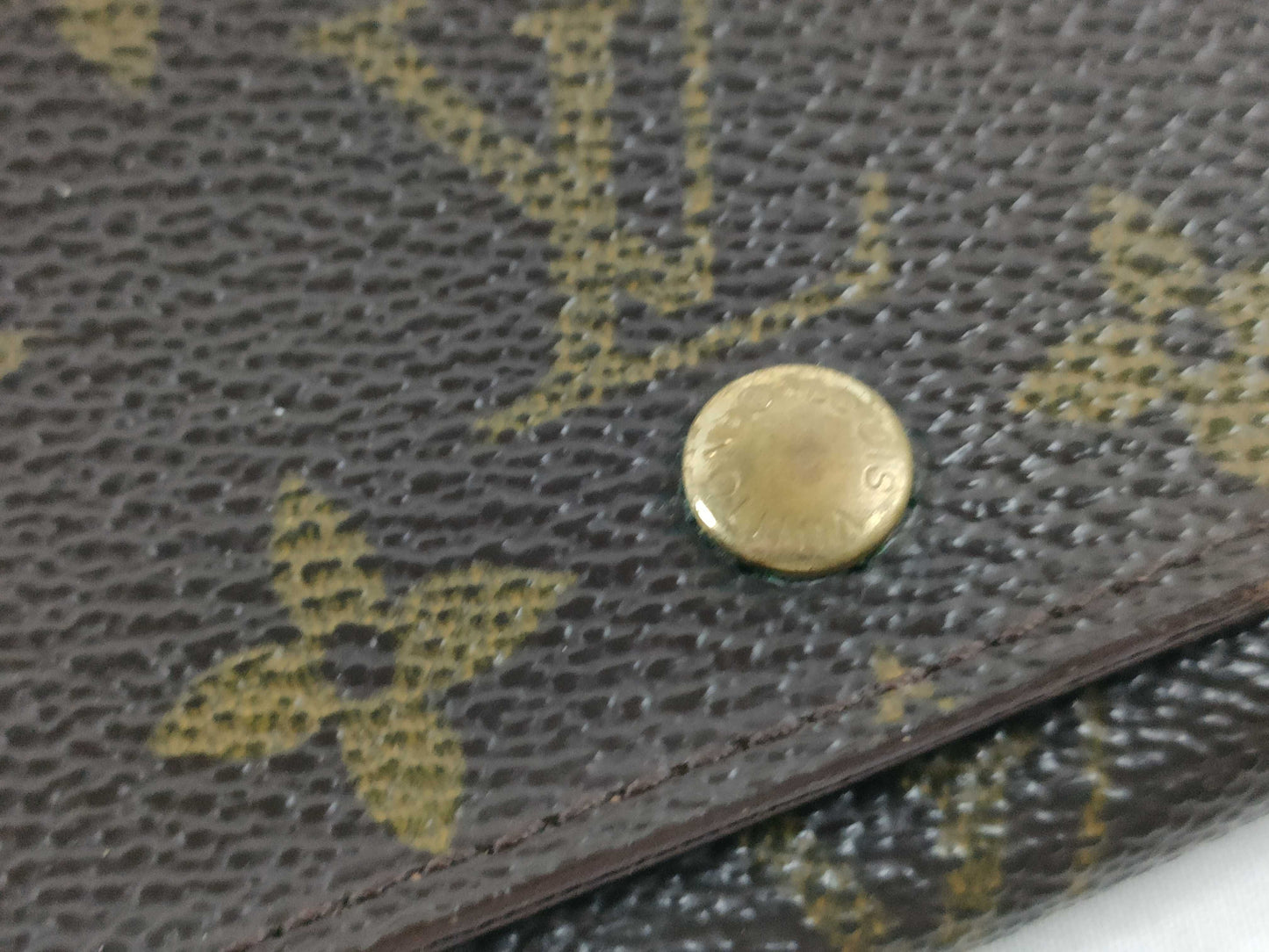 LOUIS VUITTON Monogram Bifold Wallet