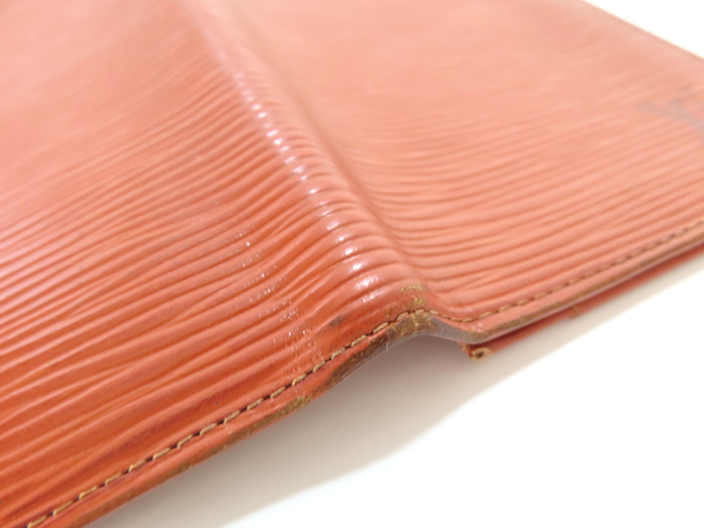 LOUIS VUITTON Epi Wallet