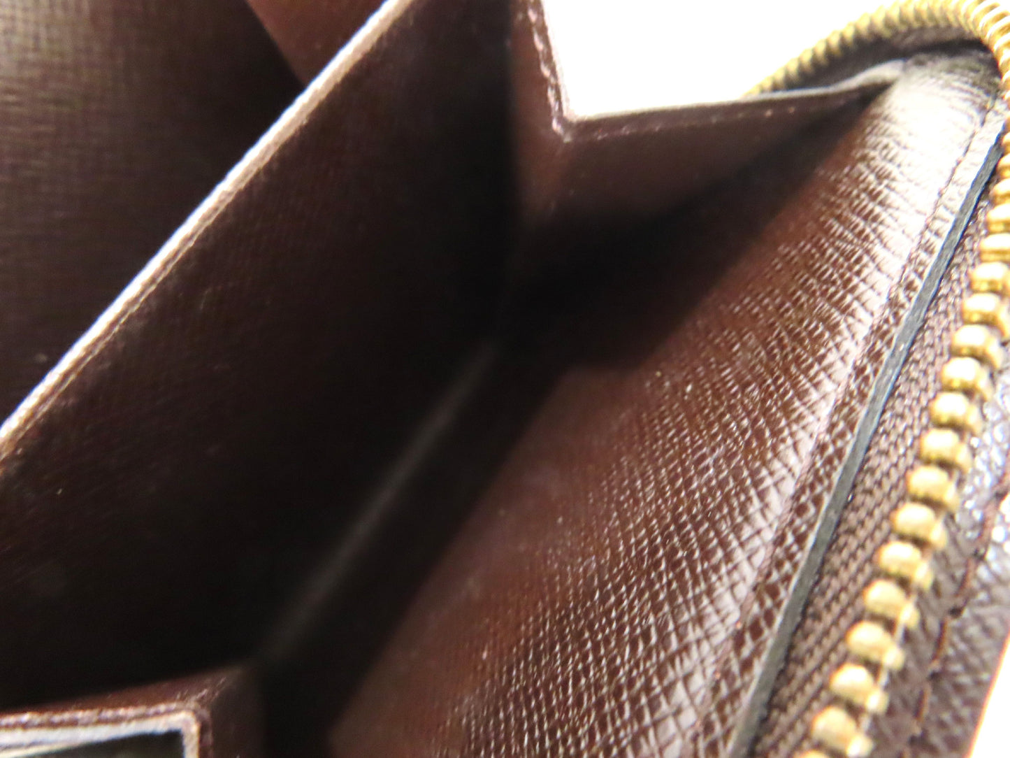 LOUIS VUITTON Damier Compact Zip Wallet