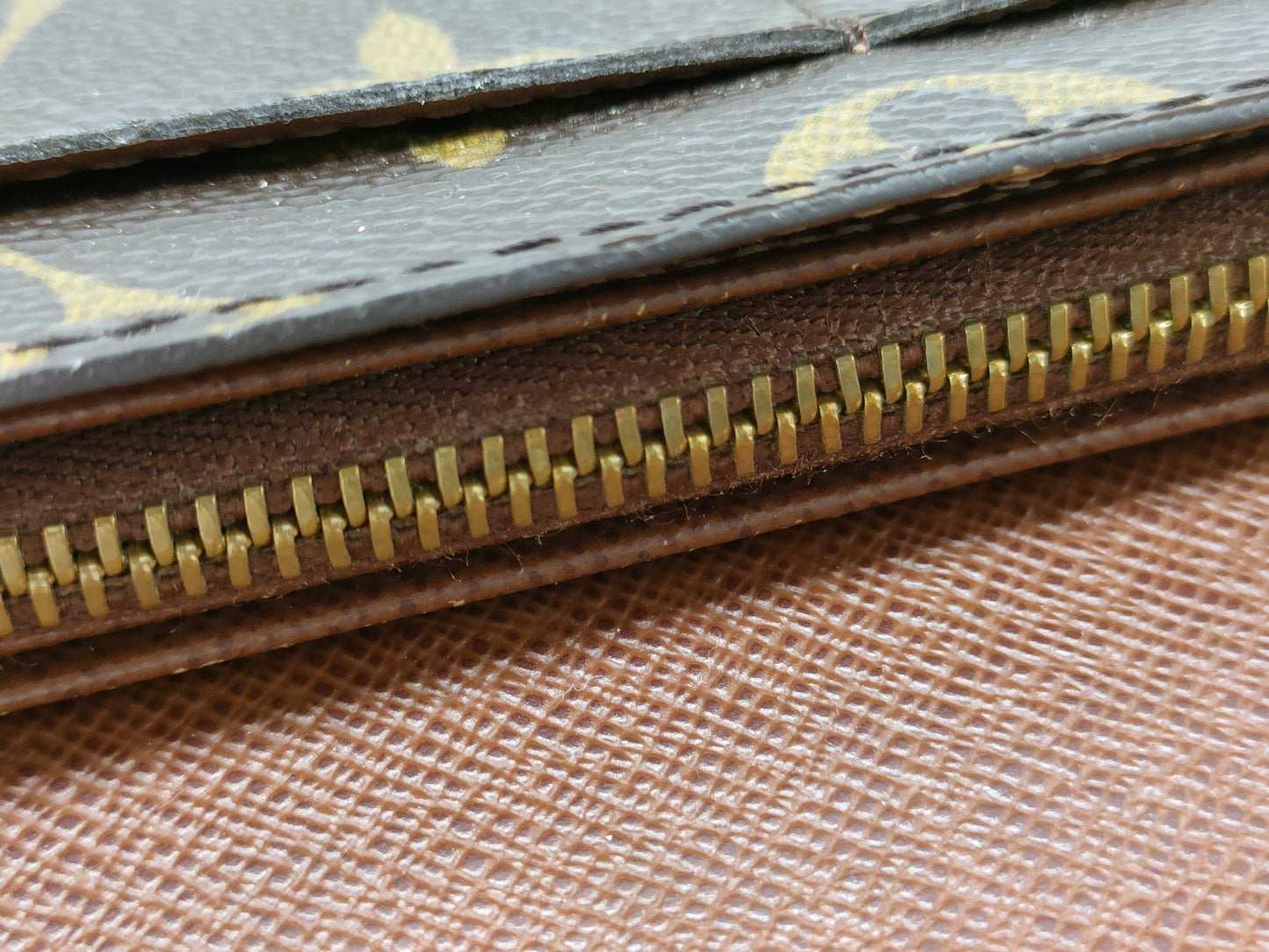 LOUIS VUITTON Monogram Louis Vuitton Wallet Monogram Long Wallet