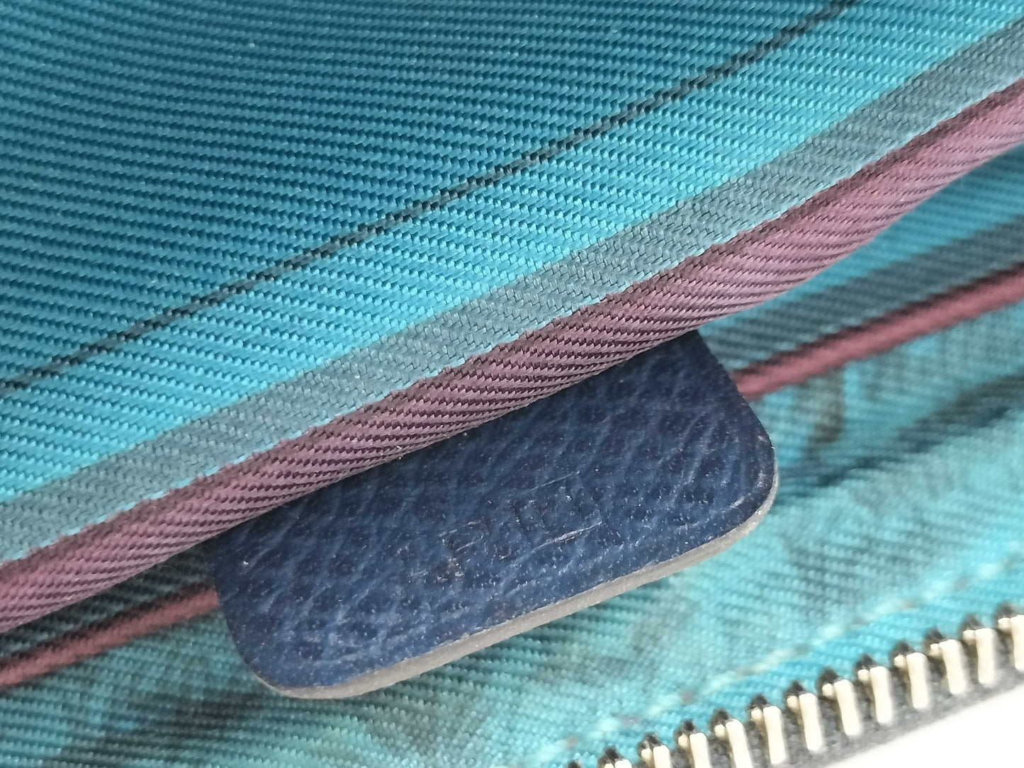 HERMES □N engraved Azap Hermès Azap Silkin Navy Wallet
