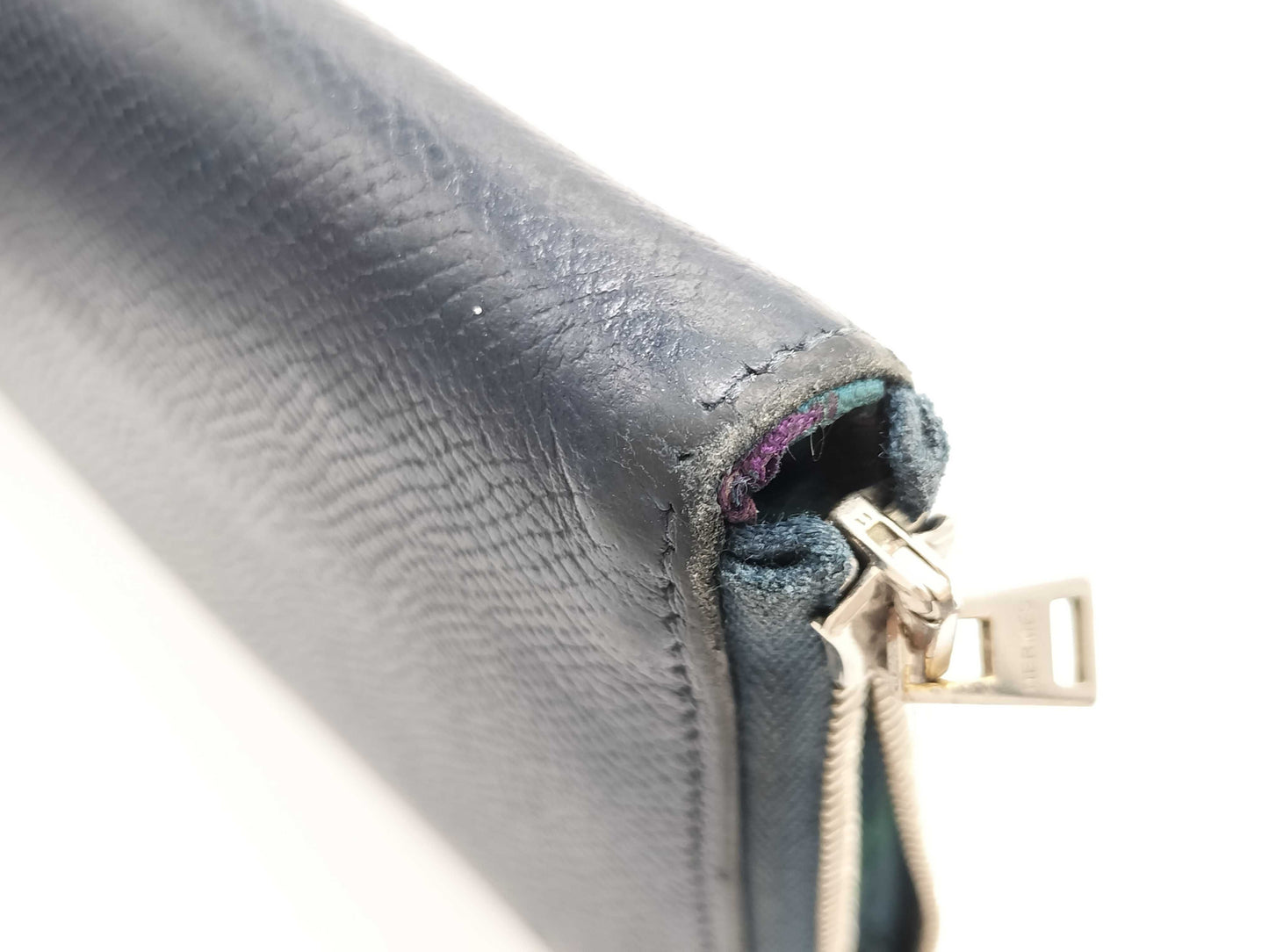 HERMES □N engraved Azap Hermès Azap Silkin Navy Wallet