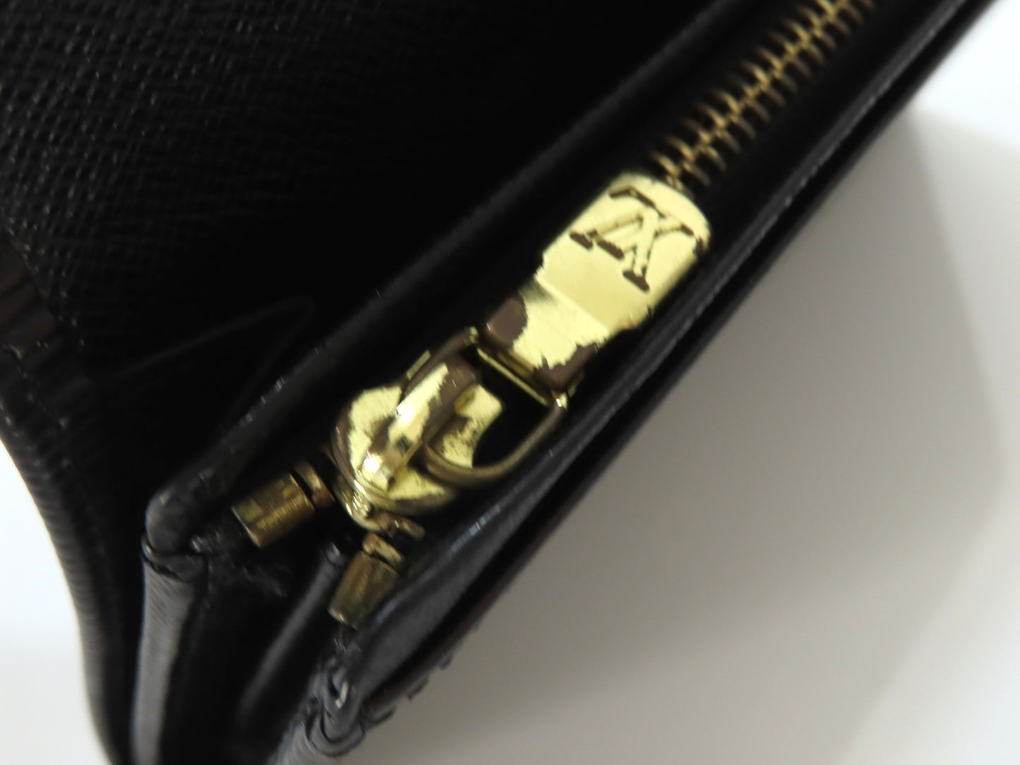 LOUIS VUITTON Epi Leather Bifold Wallet in Black