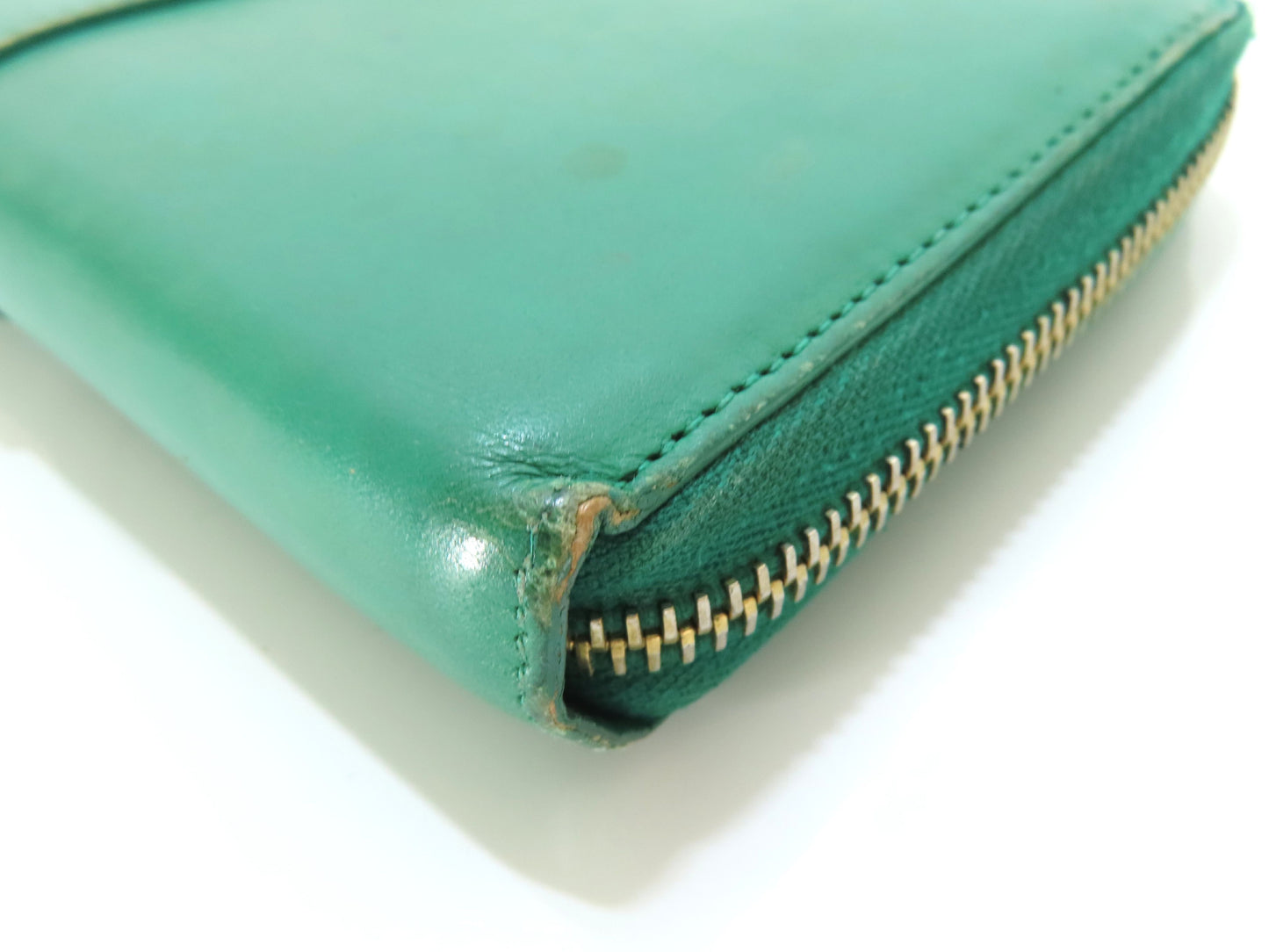Yves Saint Laurent YSL Leather Zippy Wallet Green Wallet