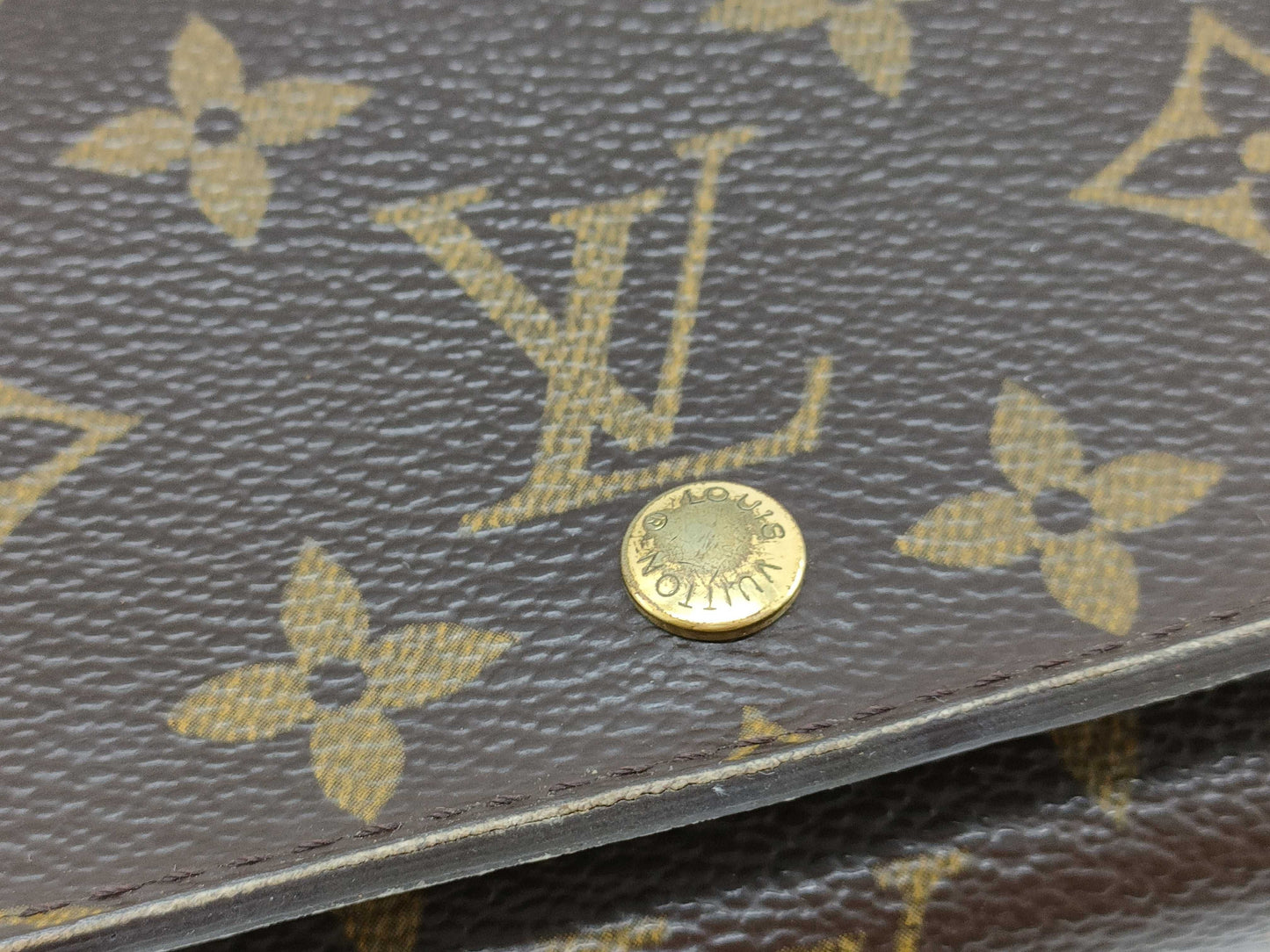 LOUIS VUITTON Monogram Louis Vuitton Monogram Folding Wallet
