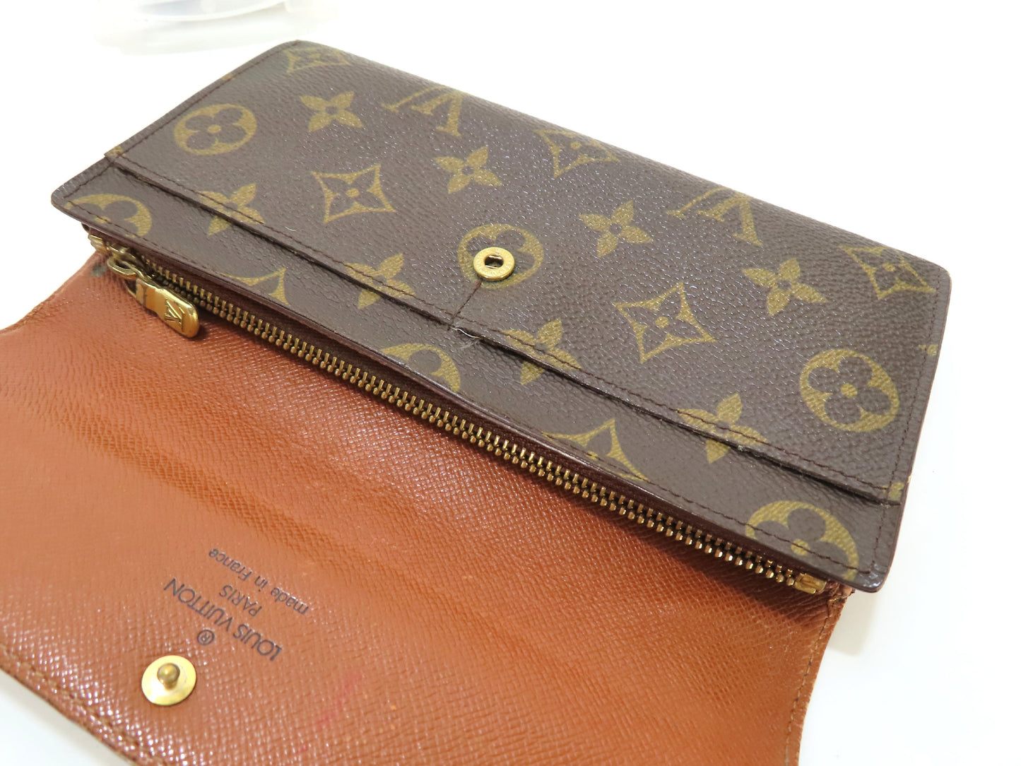 LOUIS VUITTON Monogram Louis Vuitton Monogram Wallet