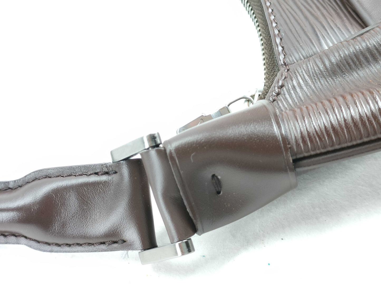 LOUIS VUITTON Epi Mattoi M5897D Brown Shoulder Bag