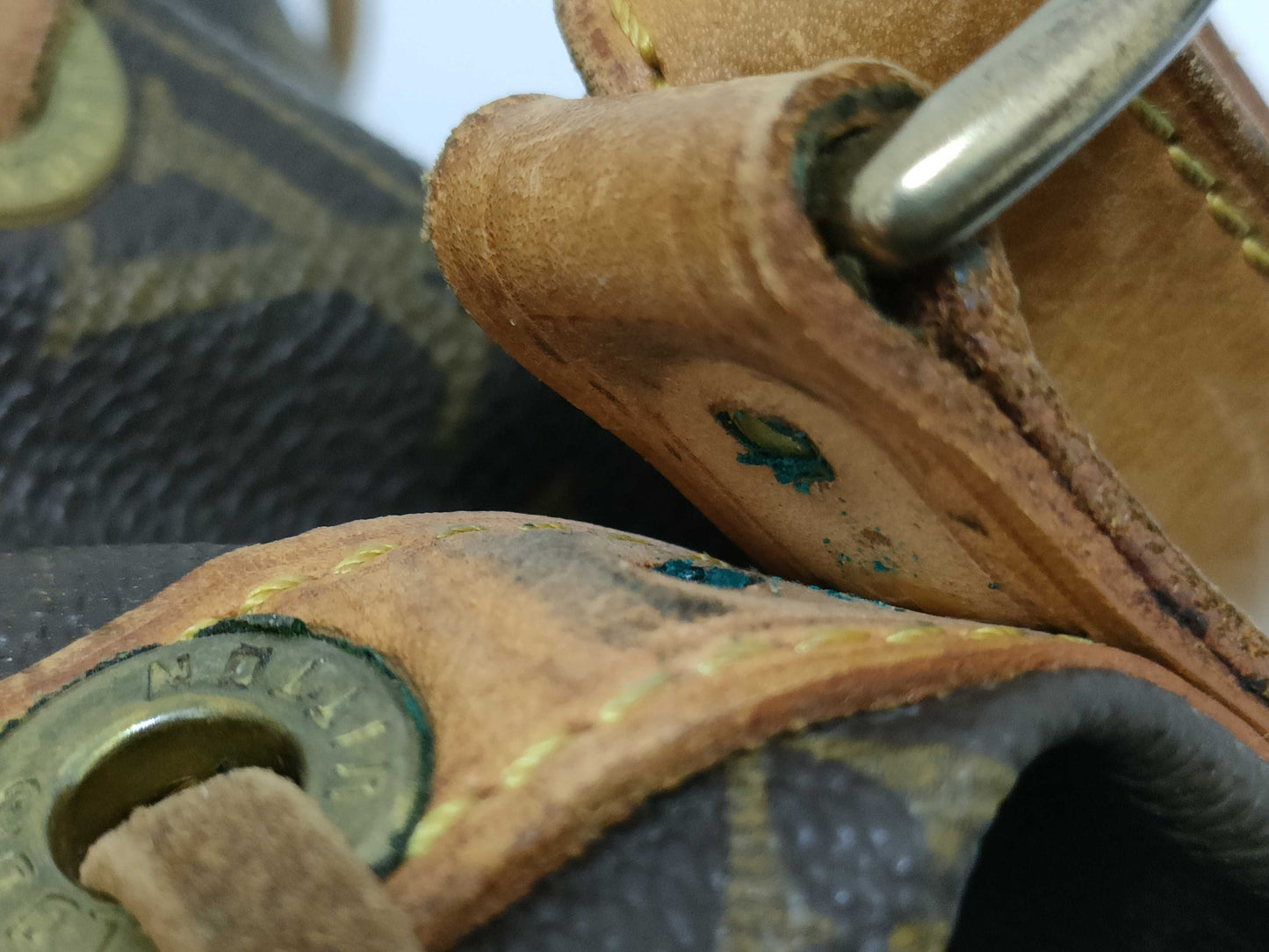 LOUIS VUITTON RFID Unverifiable Monogram Louis Vuitton Noe Shoulder Bag