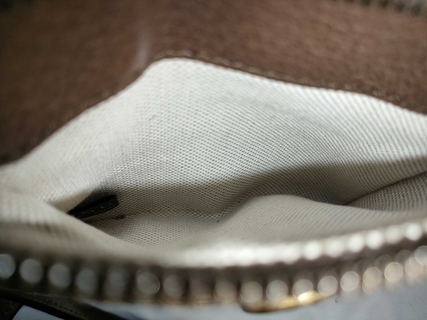 GUCCI GG Supreme Sherry Shoulder Bag
