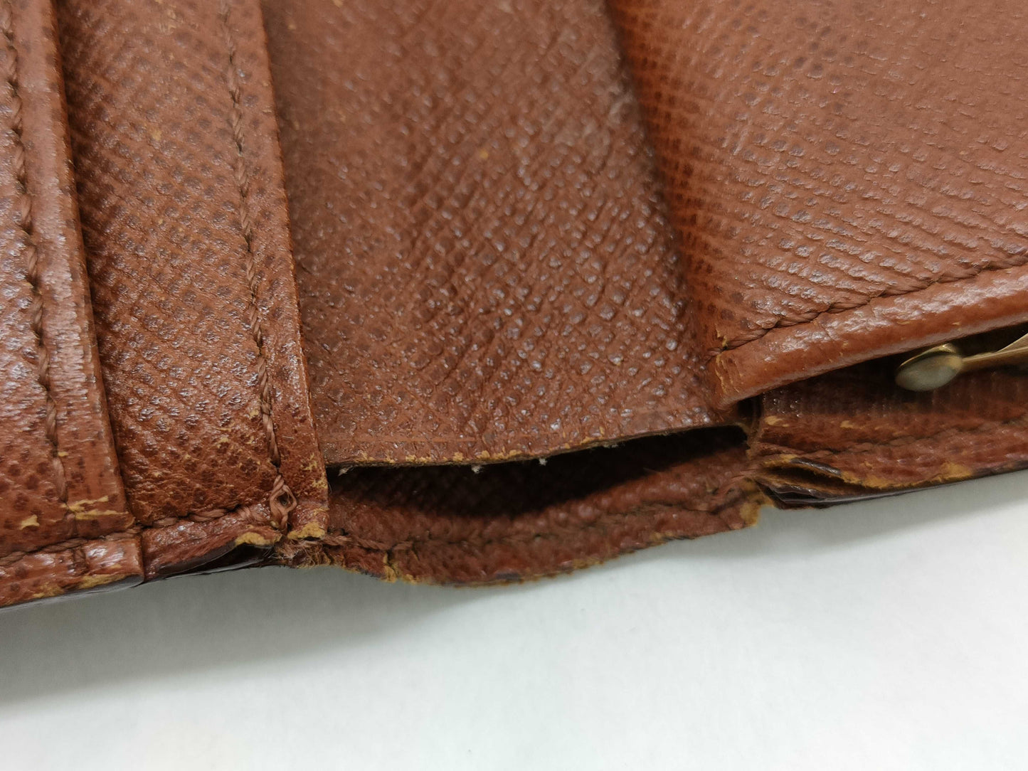 LOUIS VUITTON Monogram Louis Vuitton Monogram Folding Wallet