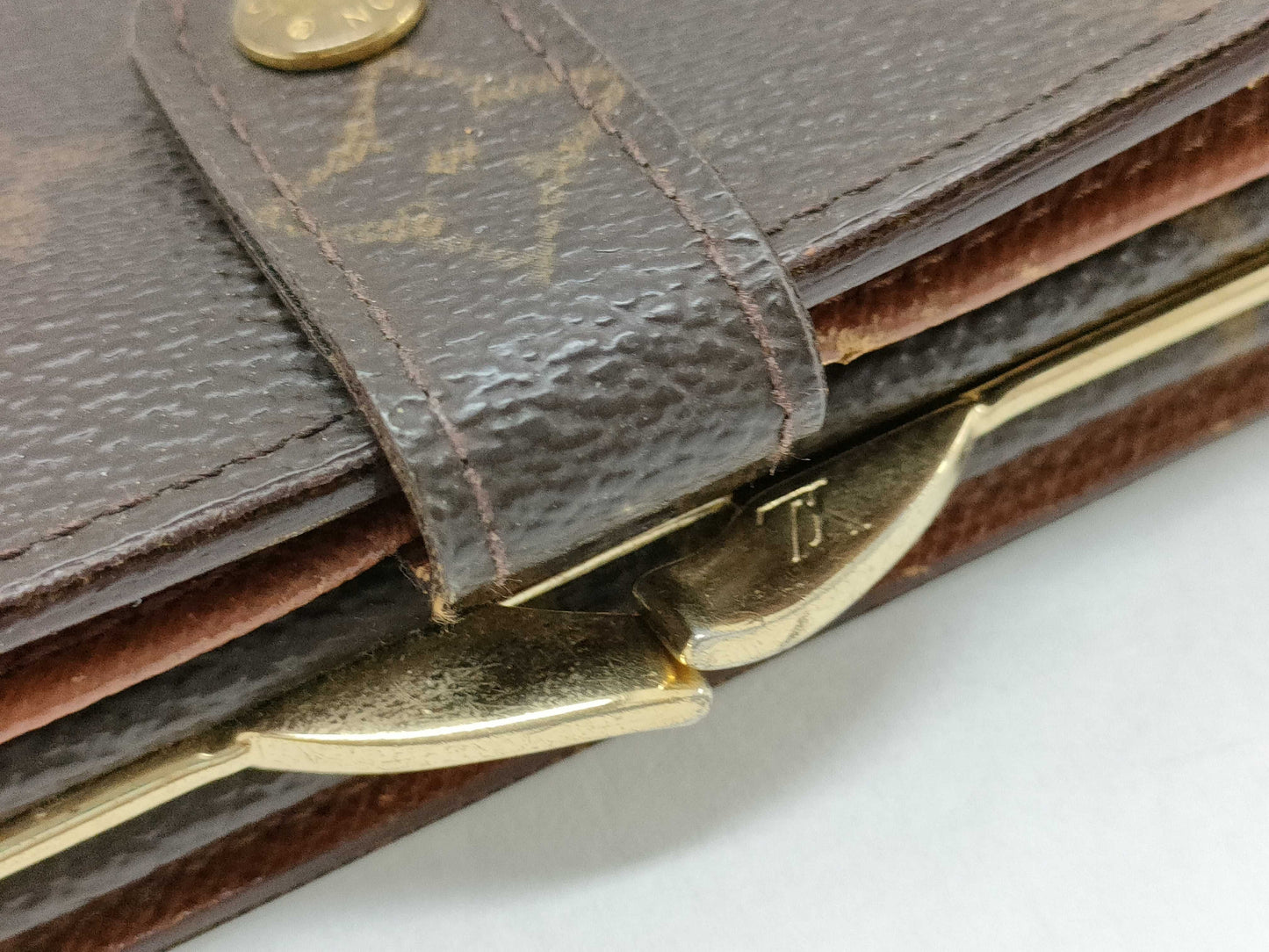 LOUIS VUITTON Monogram Louis Vuitton Monogram Folding Wallet