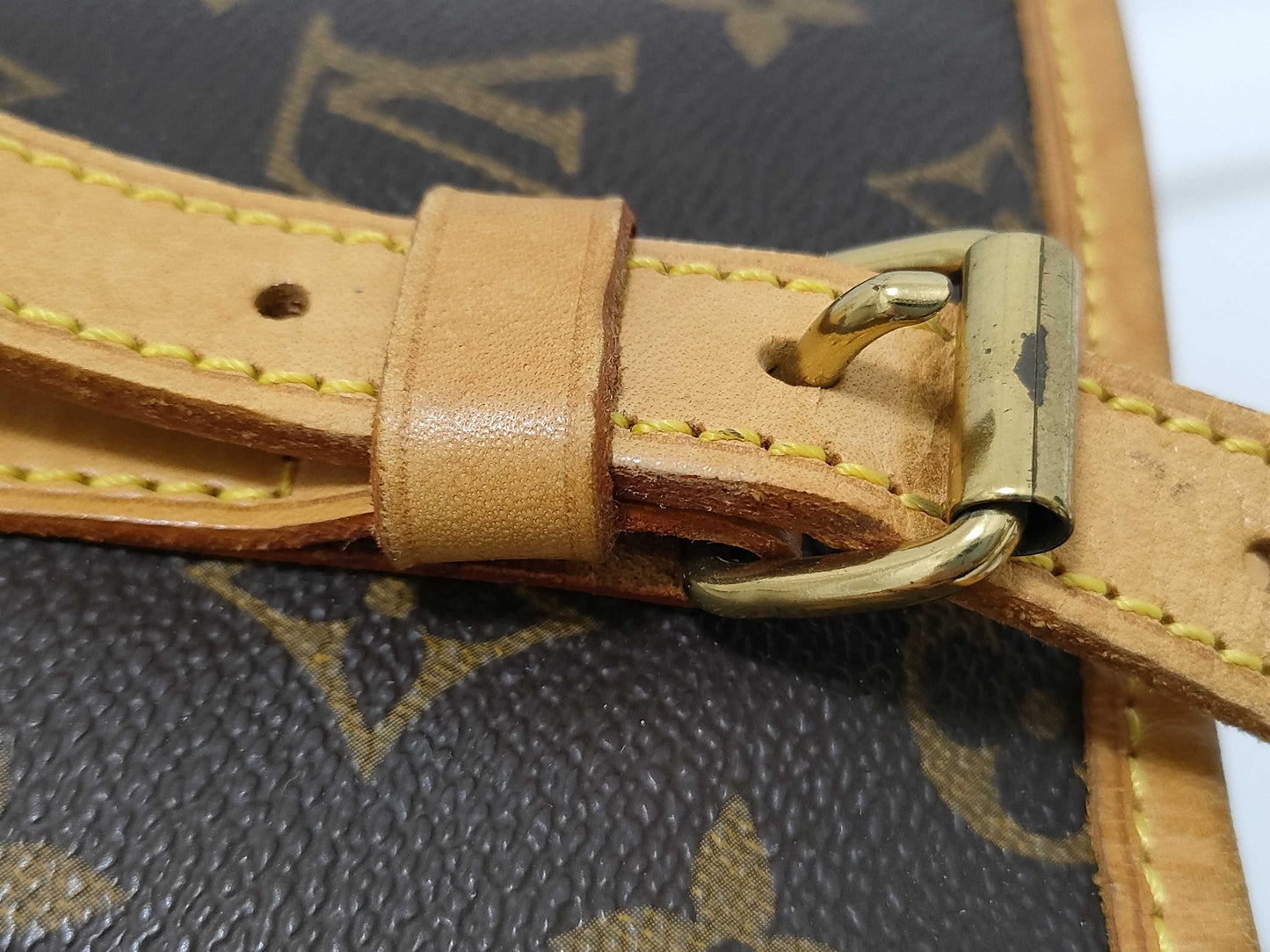 LOUIS VUITTON RFID Unverified Monogram Louis Vuitton Monogram Bucket GM Shoulder Bag