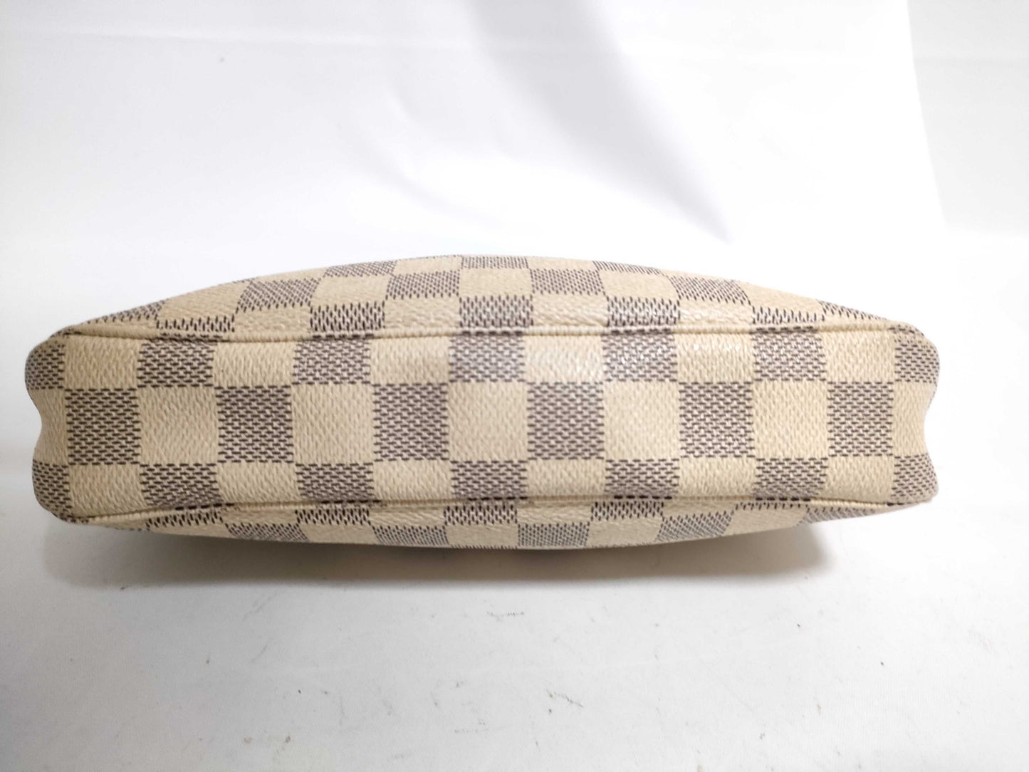 LOUIS VUITTON Damier Azur Louis Vuitton Azur Accessory Pouch