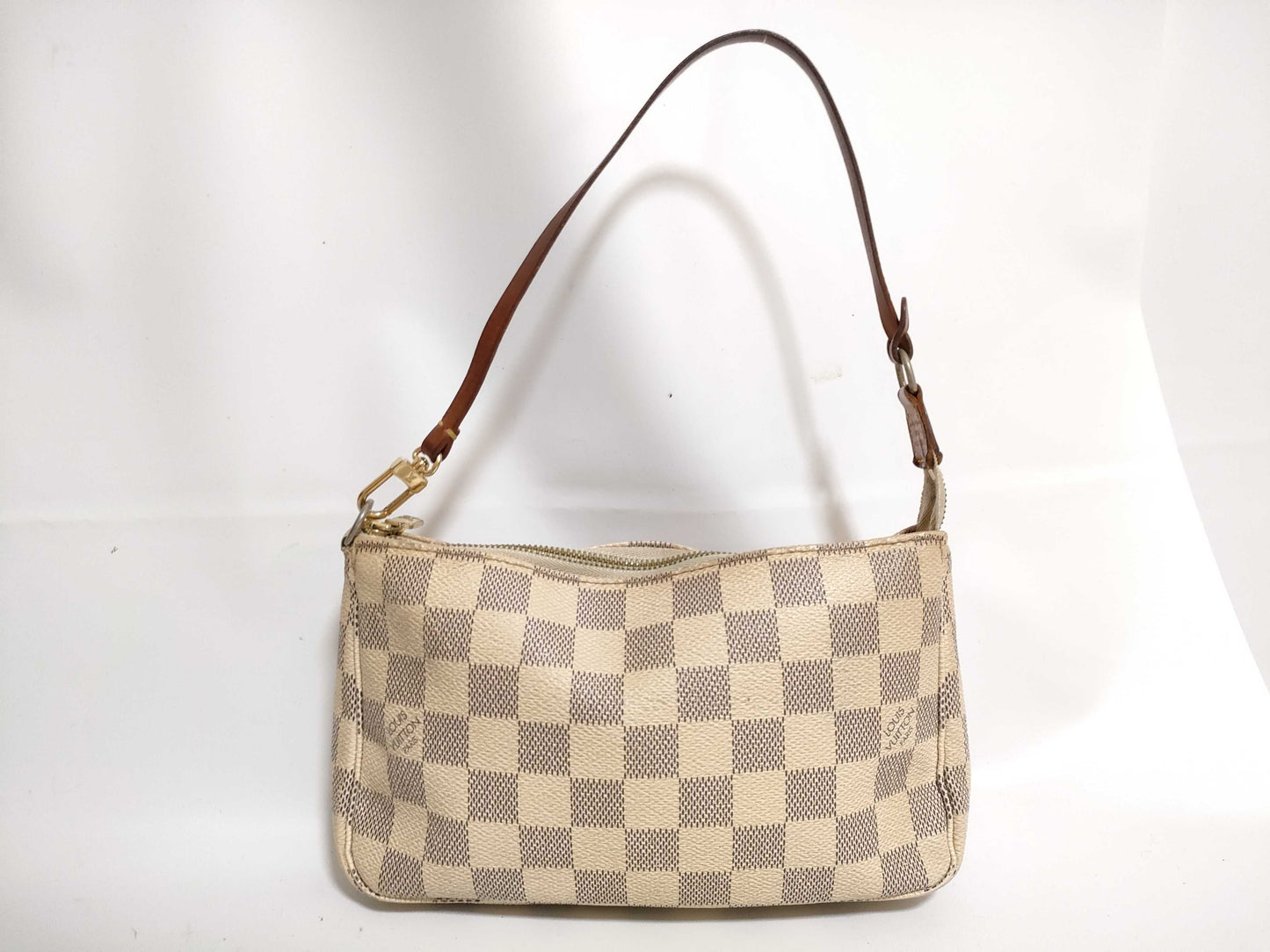 LOUIS VUITTON Damier Azur Louis Vuitton Azur Accessory Pouch
