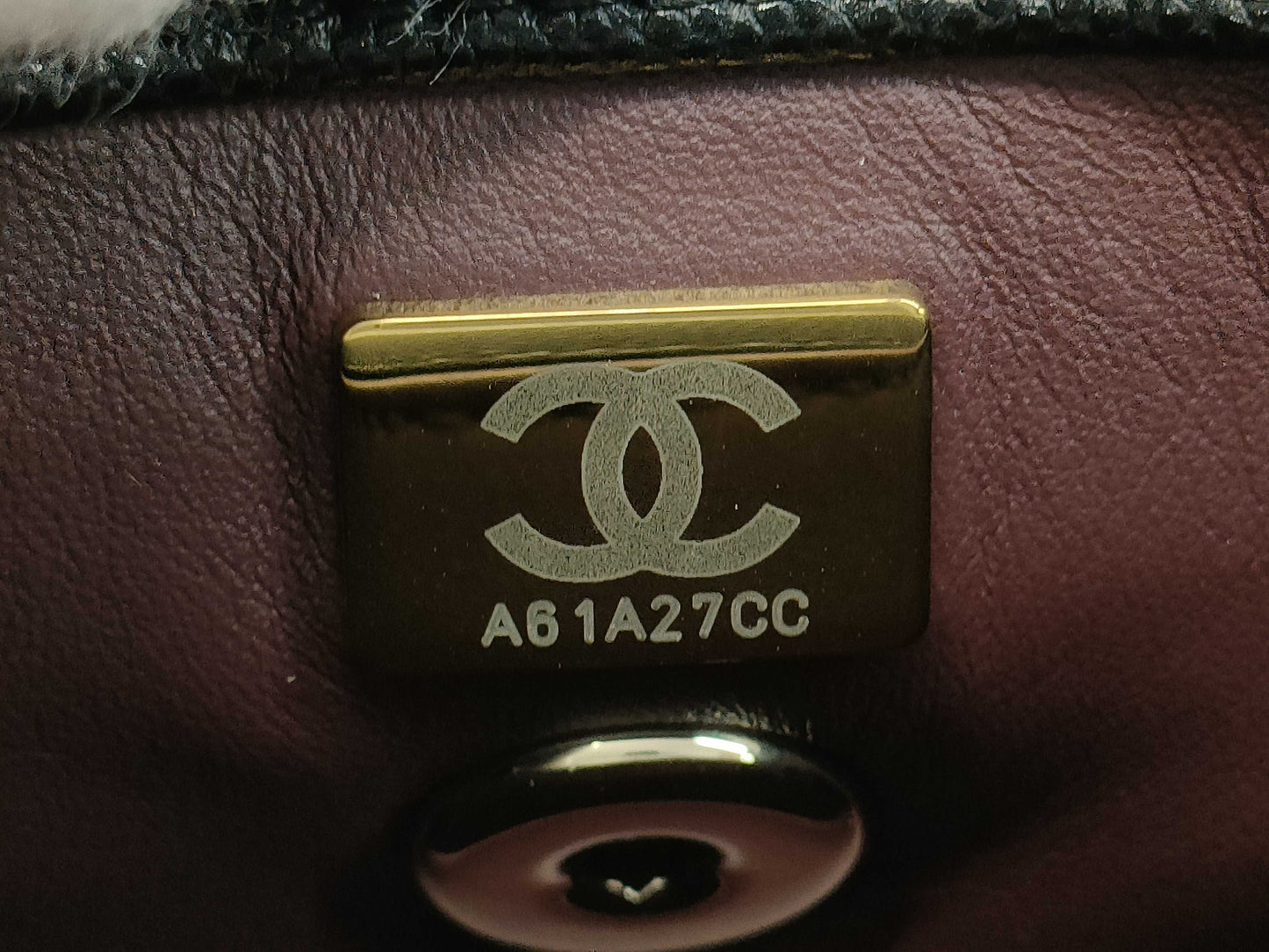 CHANEL Coco Handle 24 A92990/A61A27CC Shoulder Handbag in Caviar Skin, Black