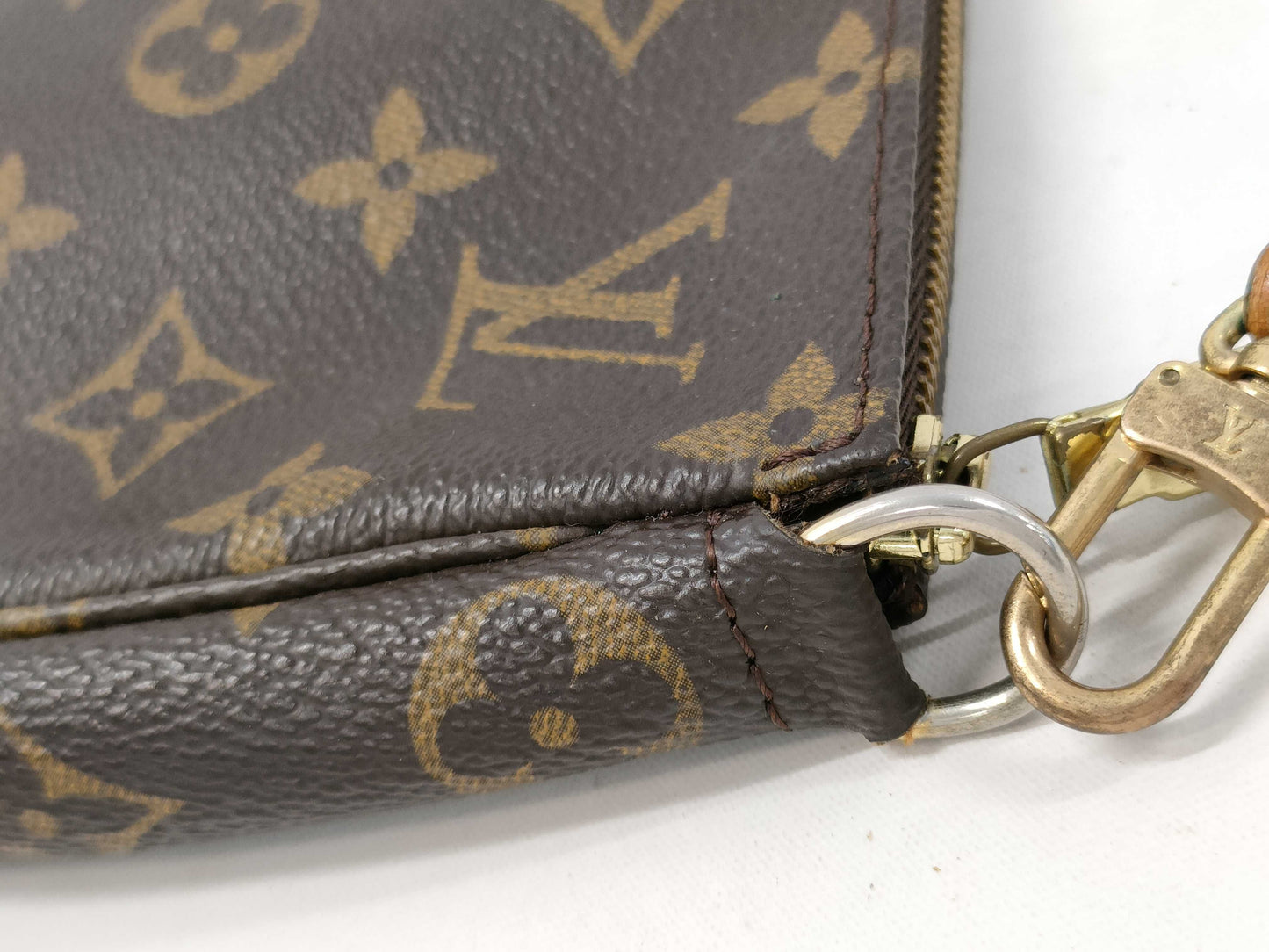 LOUIS VUITTON Monogram Pochette Accessoires M51980/AR1928 Pouch