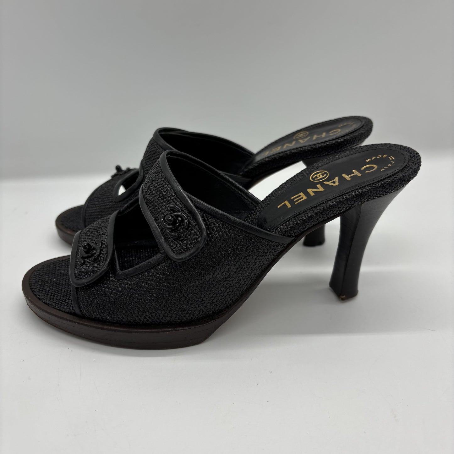 CHANEL Leather Black Raffia Leather Wood Turnlock Sandals Size #35/22.5cm