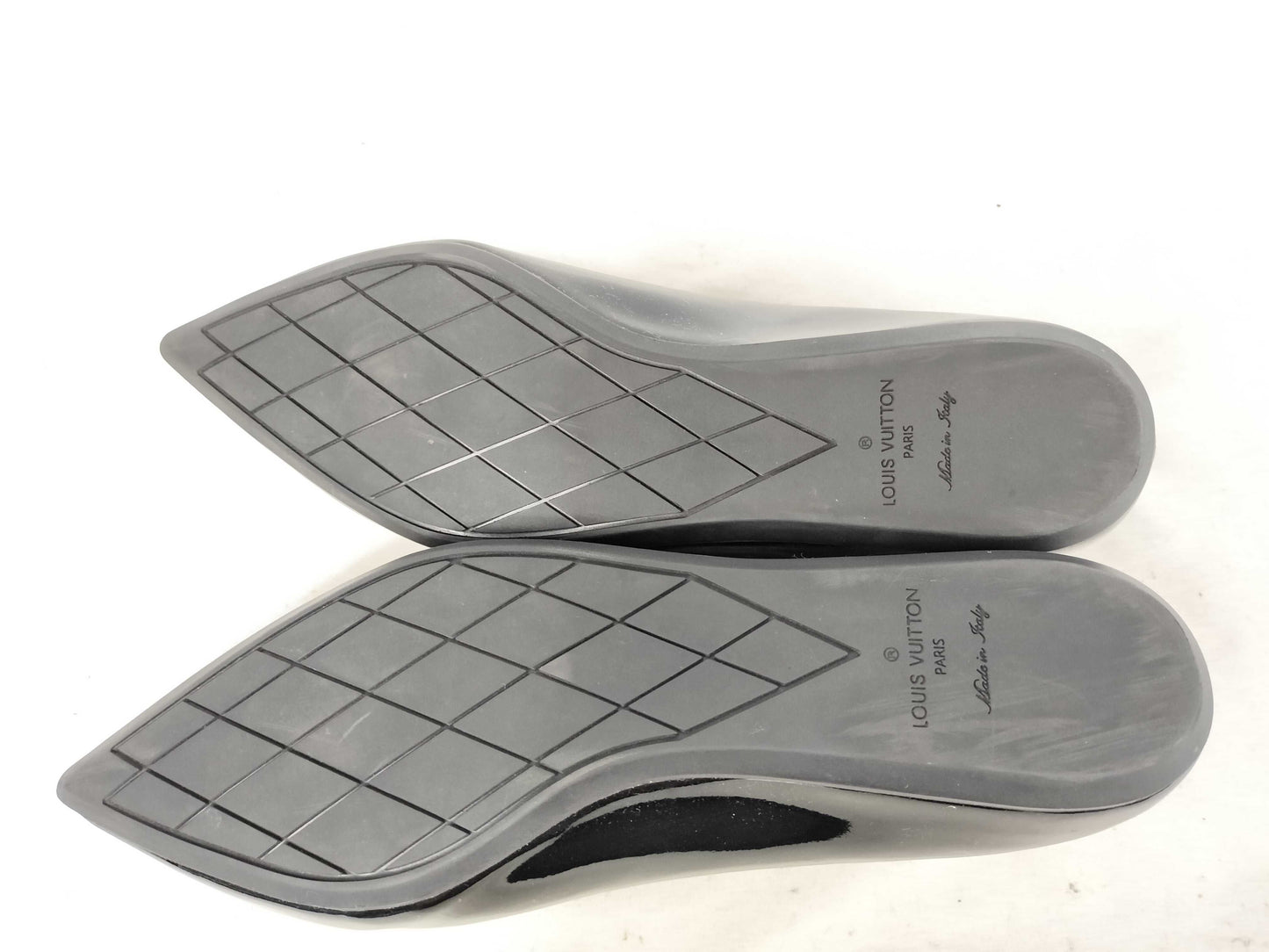 LOUIS VUITTON Louis Vuitton Women's Pumps in Black, Size 37, with Dust Bag