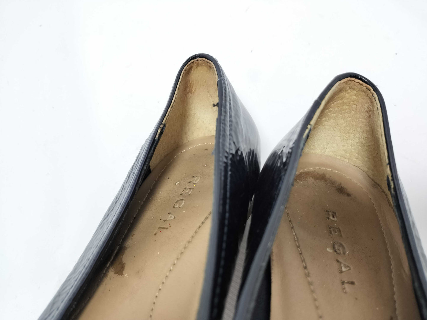 Regal black pumps