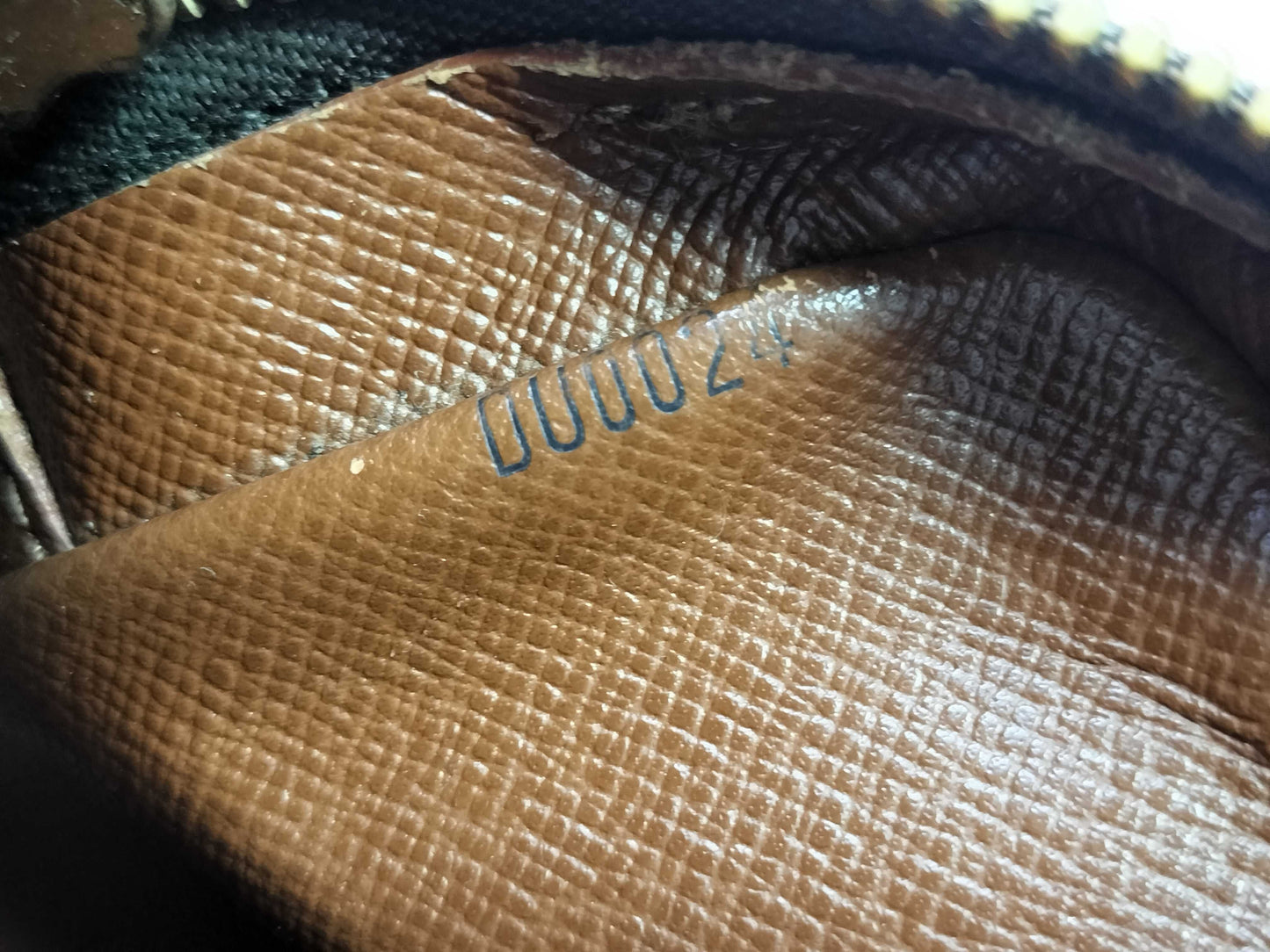 LOUIS VUITTON Monogram Pochette Marly Bandouliere M51828 Brown Shoulder Bag