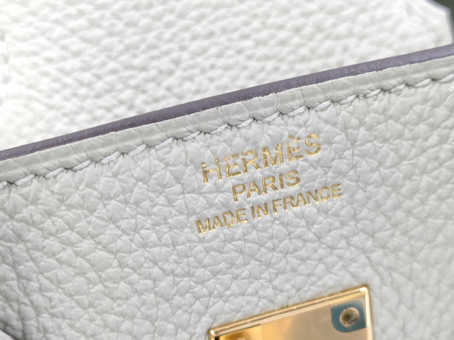 HERMES Birkin 25 Togo Ivory Beige Handbag with Gold Hardware, B Stamp, and Protective Sticker