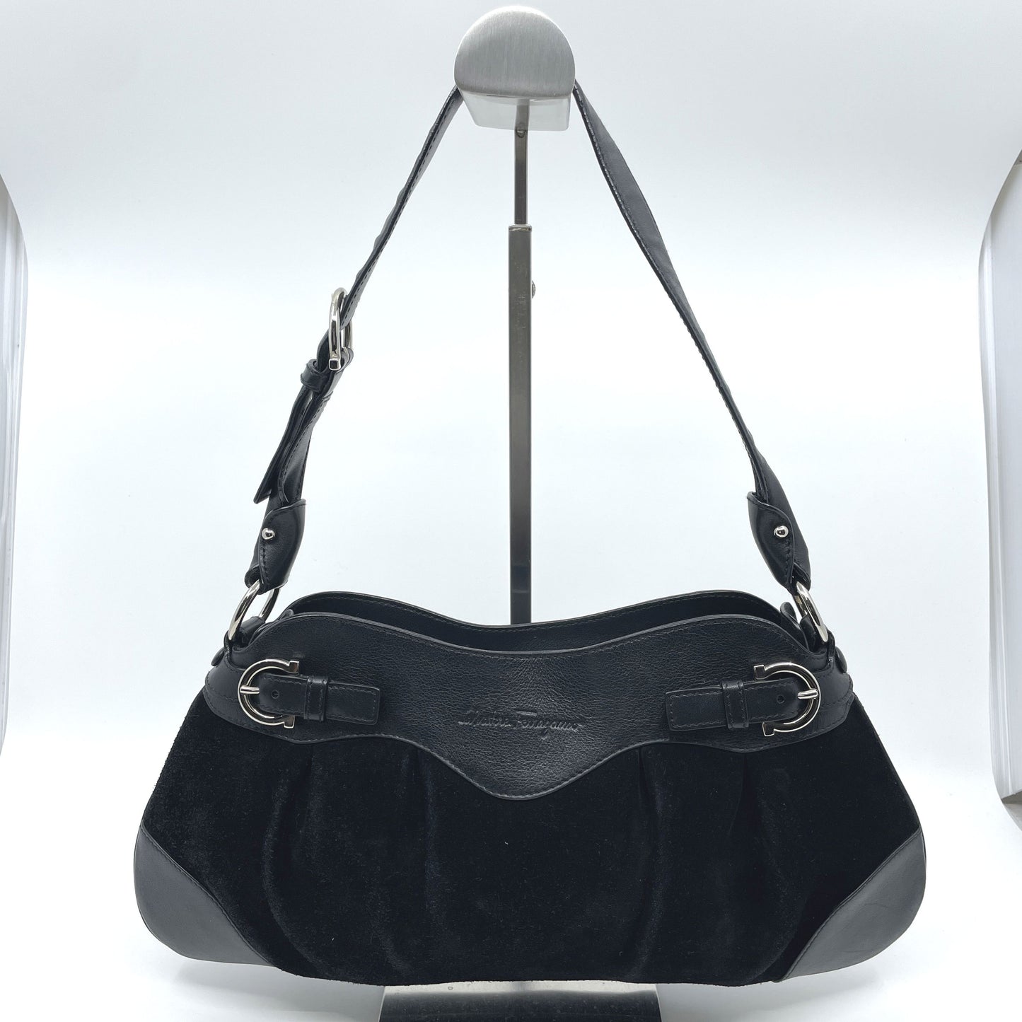 Salvatore Ferragamo Gancini One-Shoulder Bag, Black