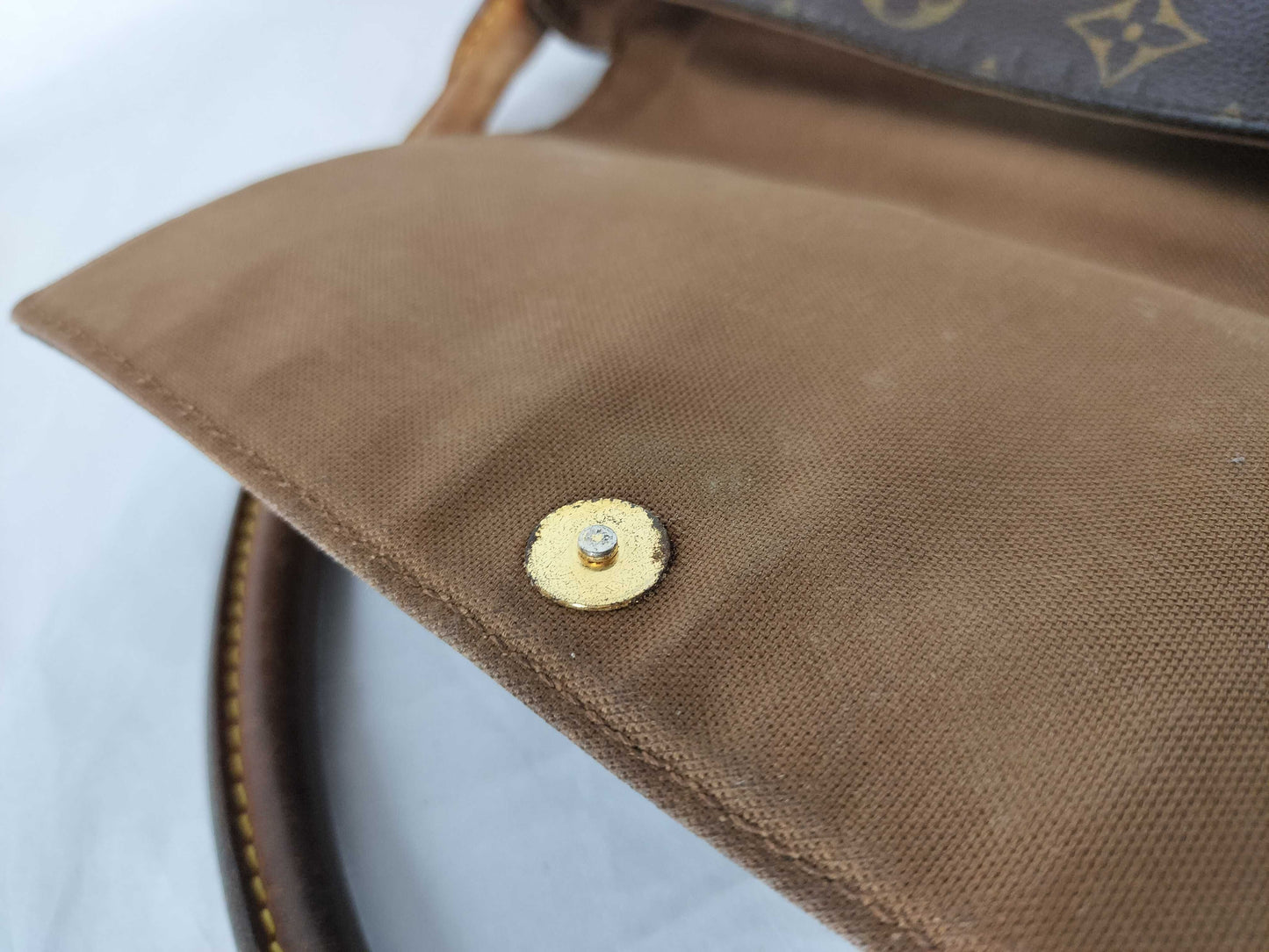 LOUIS VUITTON MI0063 Monogram Louis Vuitton Mini Looping Handbag