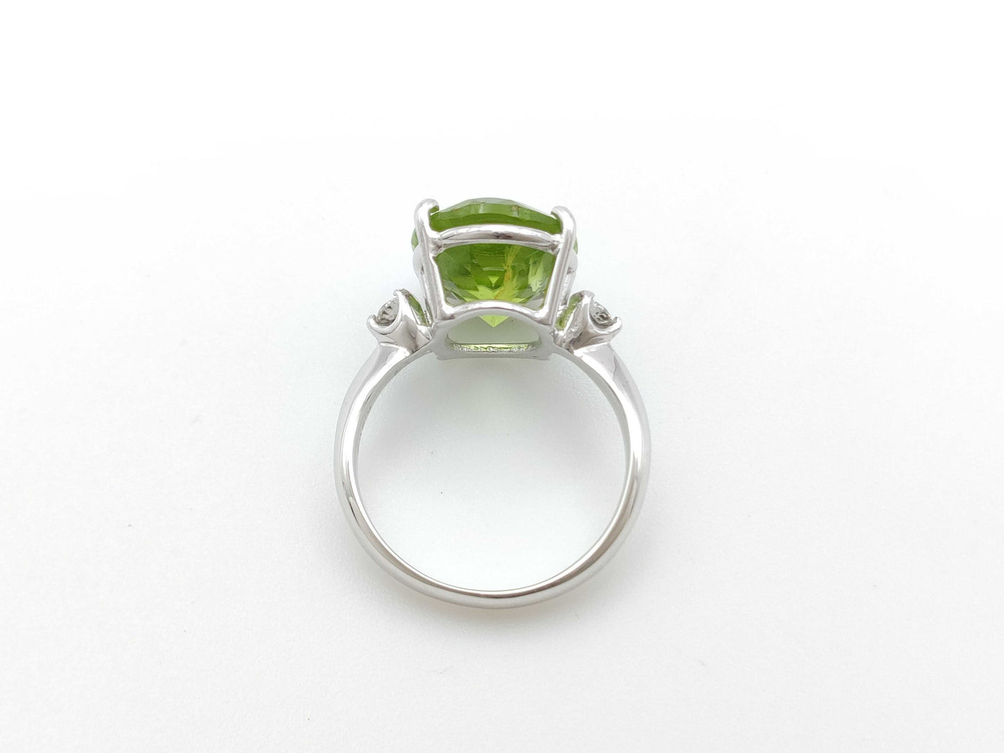 Peridot D0.12ct K18WG 4.9g Ring