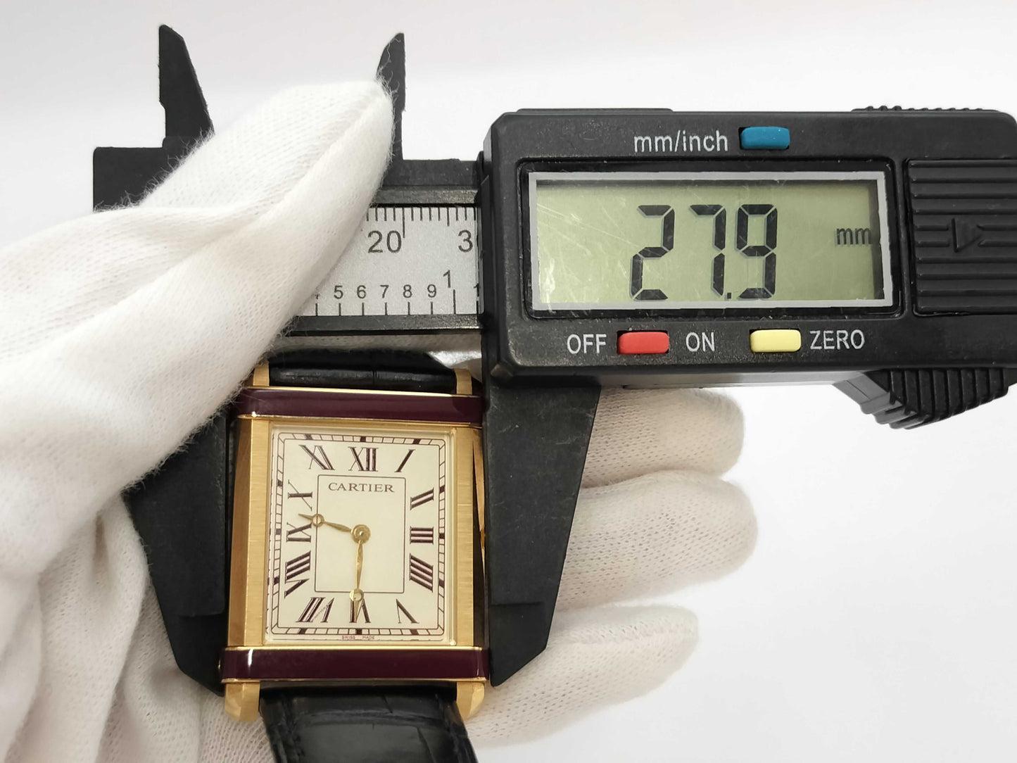 Cartier Tank Chinoise WGTA0204 4429499891DY Manual Winding 18K Gold Women's Watch