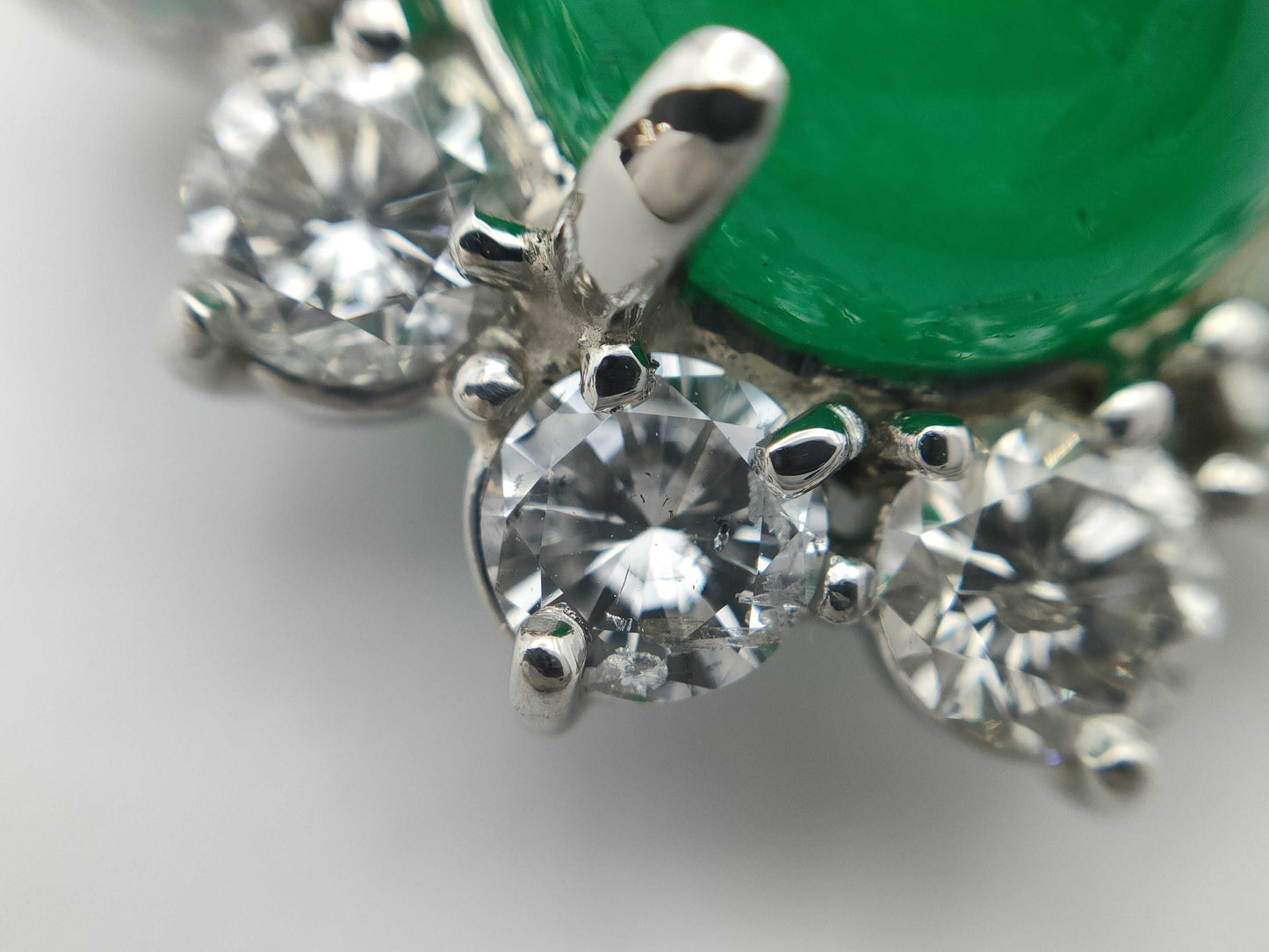 E9.86ct D3.90ct PT900/PT850 25.6g Necklace