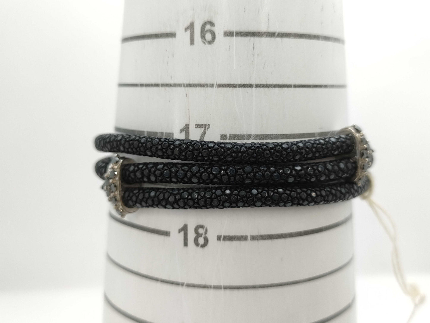 Sting HD SV/Leather Bracelet with Colored Stones 0.65 14.7g Bracelet/Bangle