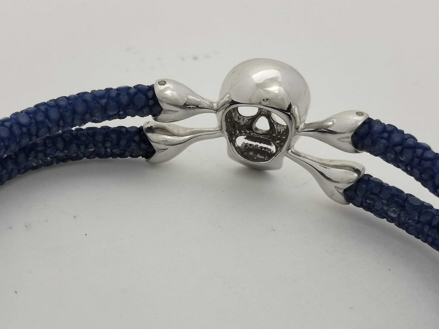 Sting HD SV/Leather Bracelet with Skull Motif, 15.3g, Bracelet/Bangle