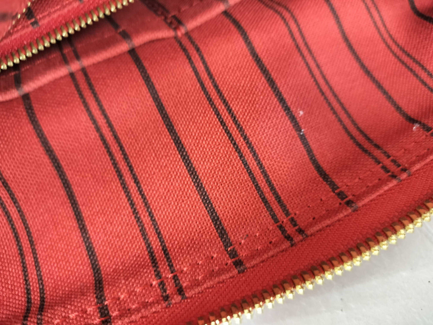 LOUIS VUITTON AH2184 Monogram Empreinte Louis Vuitton Empreinte Speedy 25 Boston Bag