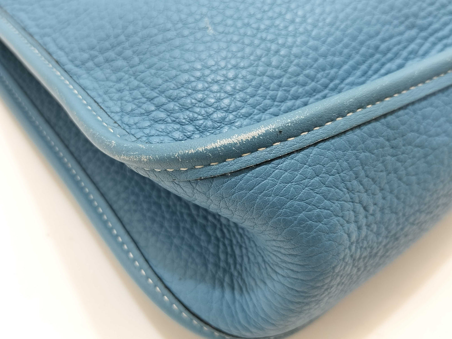 HERMES Vespa Bag A engraved shoulder bag