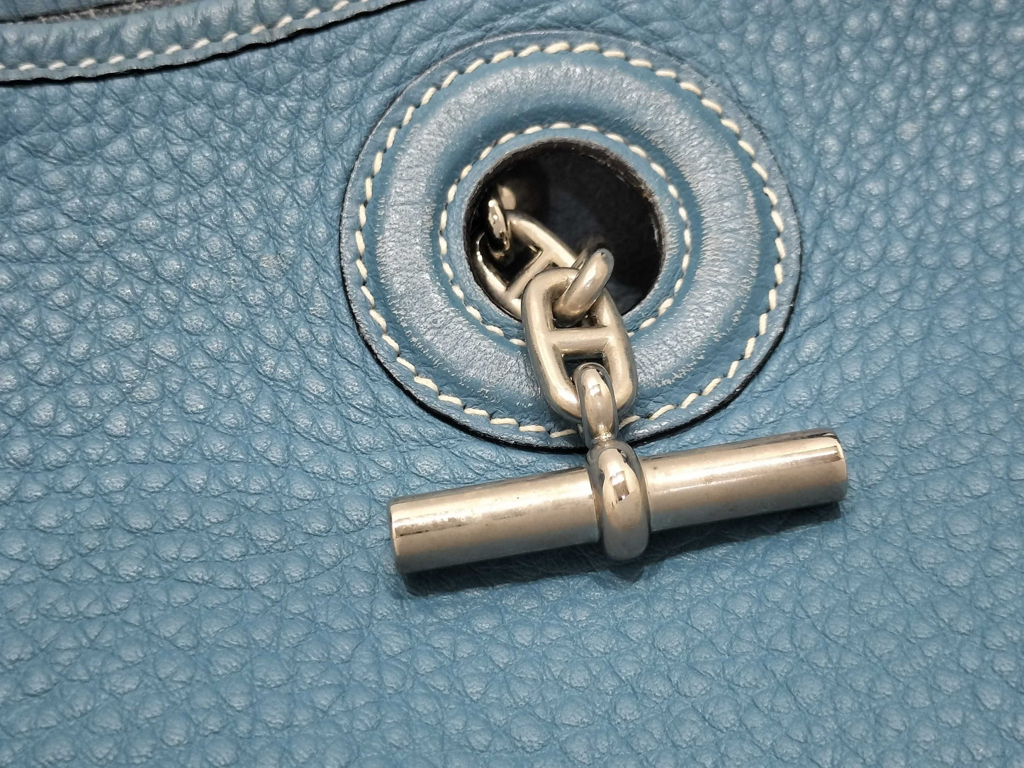 HERMES Vespa Bag A engraved shoulder bag